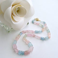 Beryll Aquamarin Morganit Halskette mit filigranem Verschluss aus 14 Karat Gold mit Diamanten
