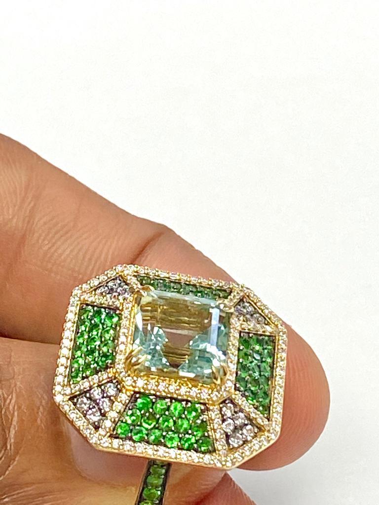 Goshwara Octagon Beryl, Tsavorite and Diamond Pave Ring 5
