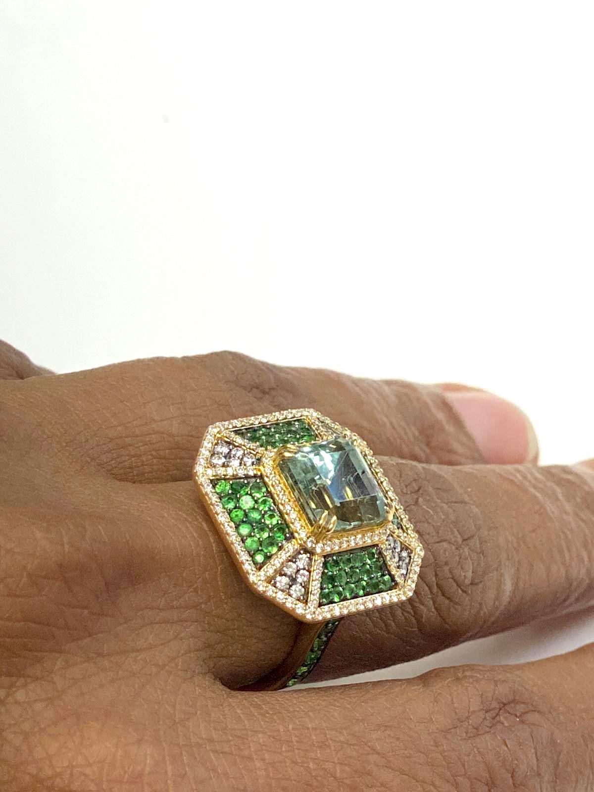 Women's Goshwara Octagon Beryl, Tsavorite and Diamond Pave Ring