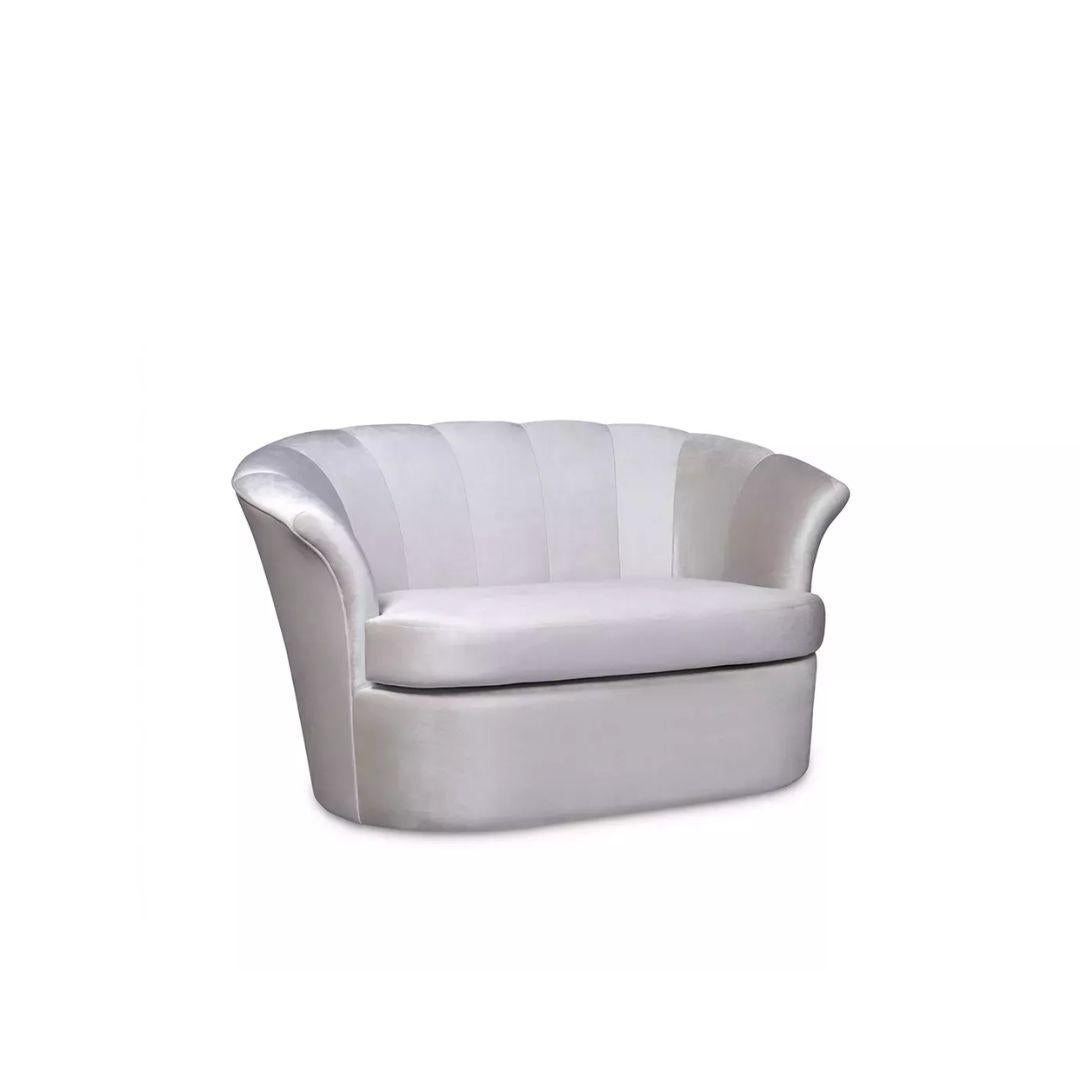 Les lignes succulentes des lèvres captivent sensuellement les cultures depuis des lustres. Les courbes douces et pulpeuses de Besame vous donneront envie d'un moment de passion. Laissez-vous séduire par ce canapé entièrement rembourré.