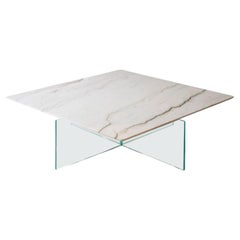 Beside Myself Quadratischer couchtisch by Claste