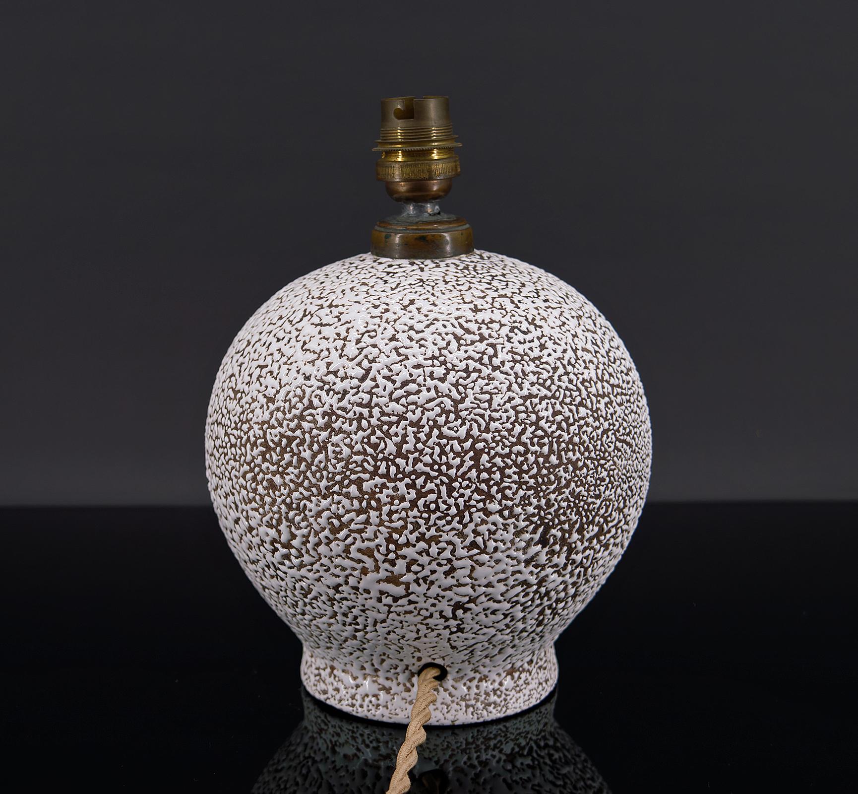Art Deco Besnard-style White and Brown Ceramic Lamp, France, circa 1930