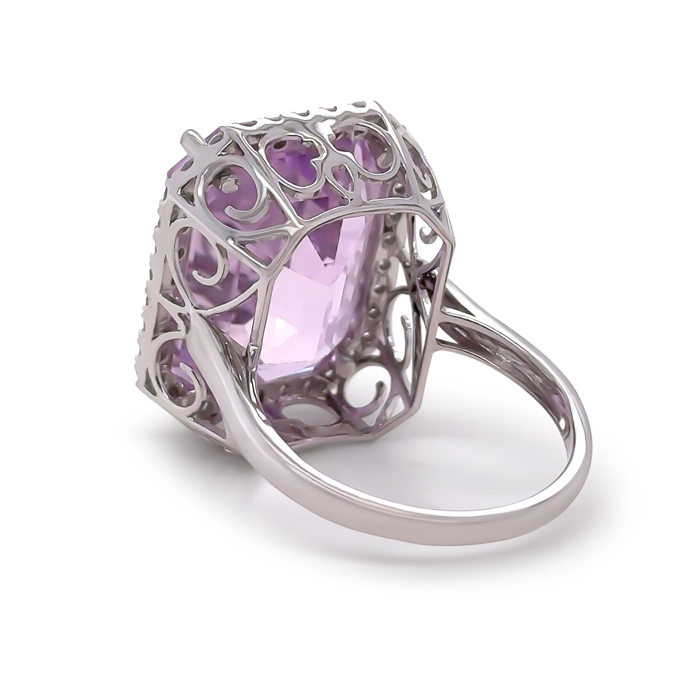 Bespoke 14ct White Gold Kunzite & Diamond Cocktail Ring 26.6ct In Excellent Condition For Sale In SYDNEY, NSW