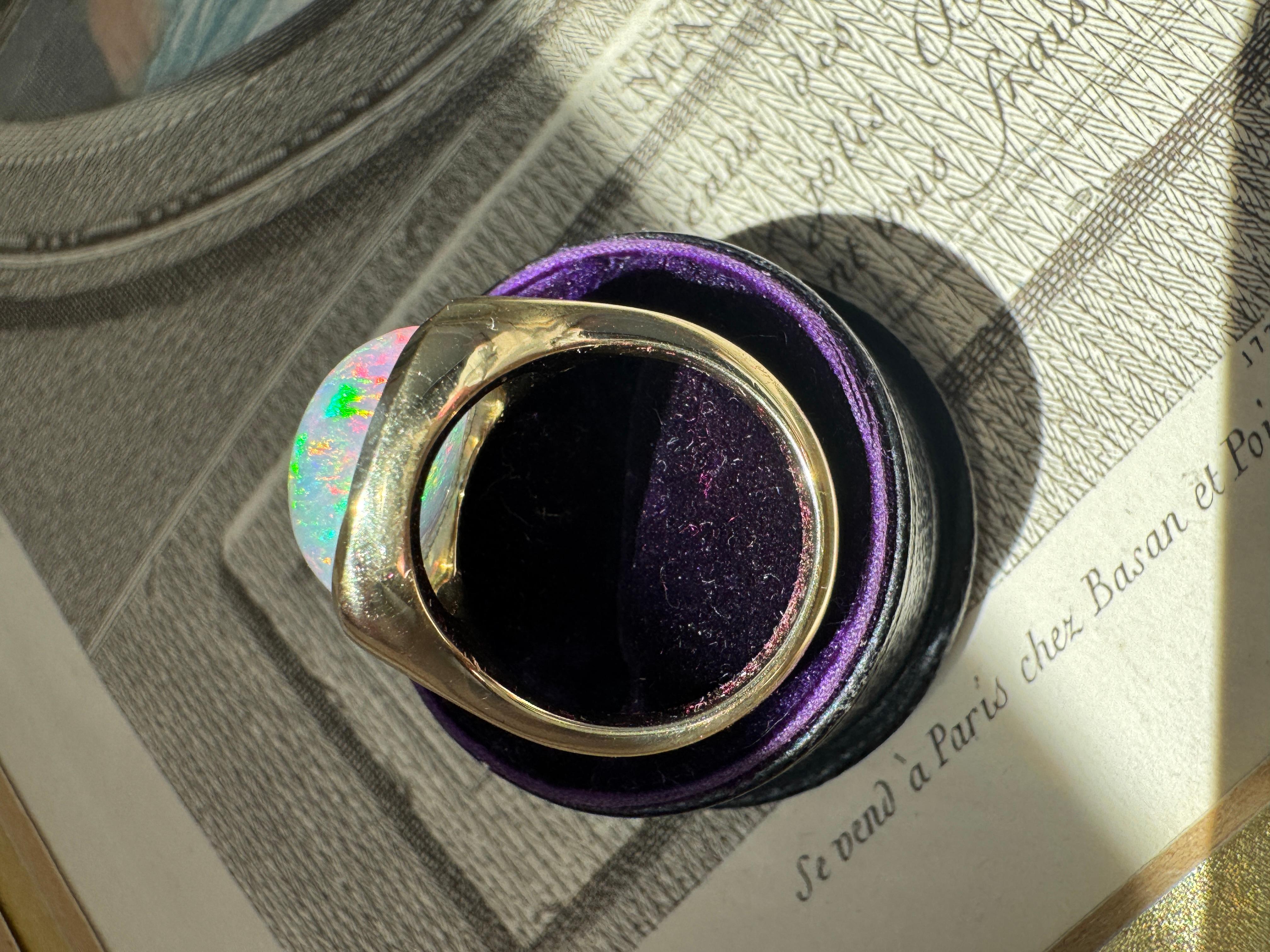 Anello Opale Cabochon 14K su misura - 6,02 Carati In condizioni Nuovo in vendita a Hummelstown, PA