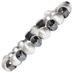 Maßgeschneidertes 17,95 Karat Schwarzer Diamant Silber Edelstahl Macrame Perlenarmband