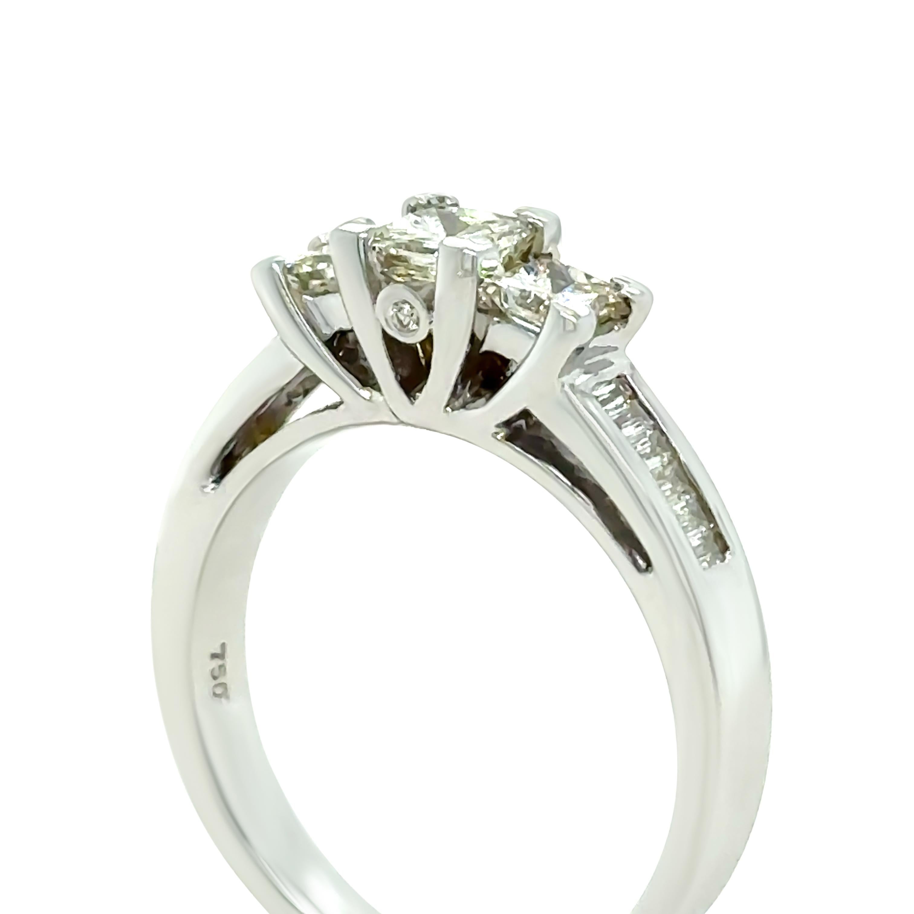 Bespoke 18ct White Gold Diamond Trilogy Ring 1.00ct In Excellent Condition For Sale In SYDNEY, NSW