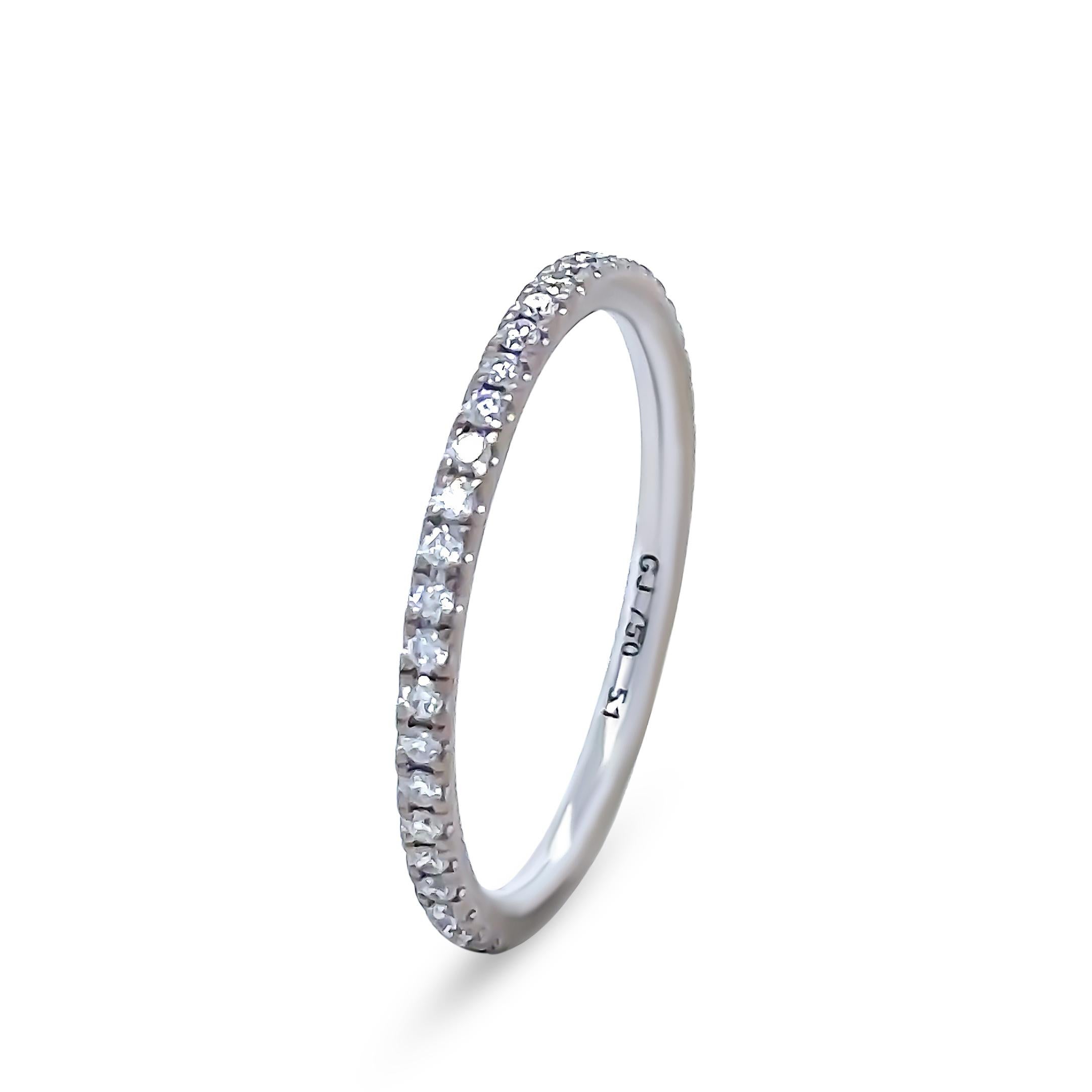 Round Cut Bespoke 18ct White Gold Diamond Wedding Band 0.34ct For Sale