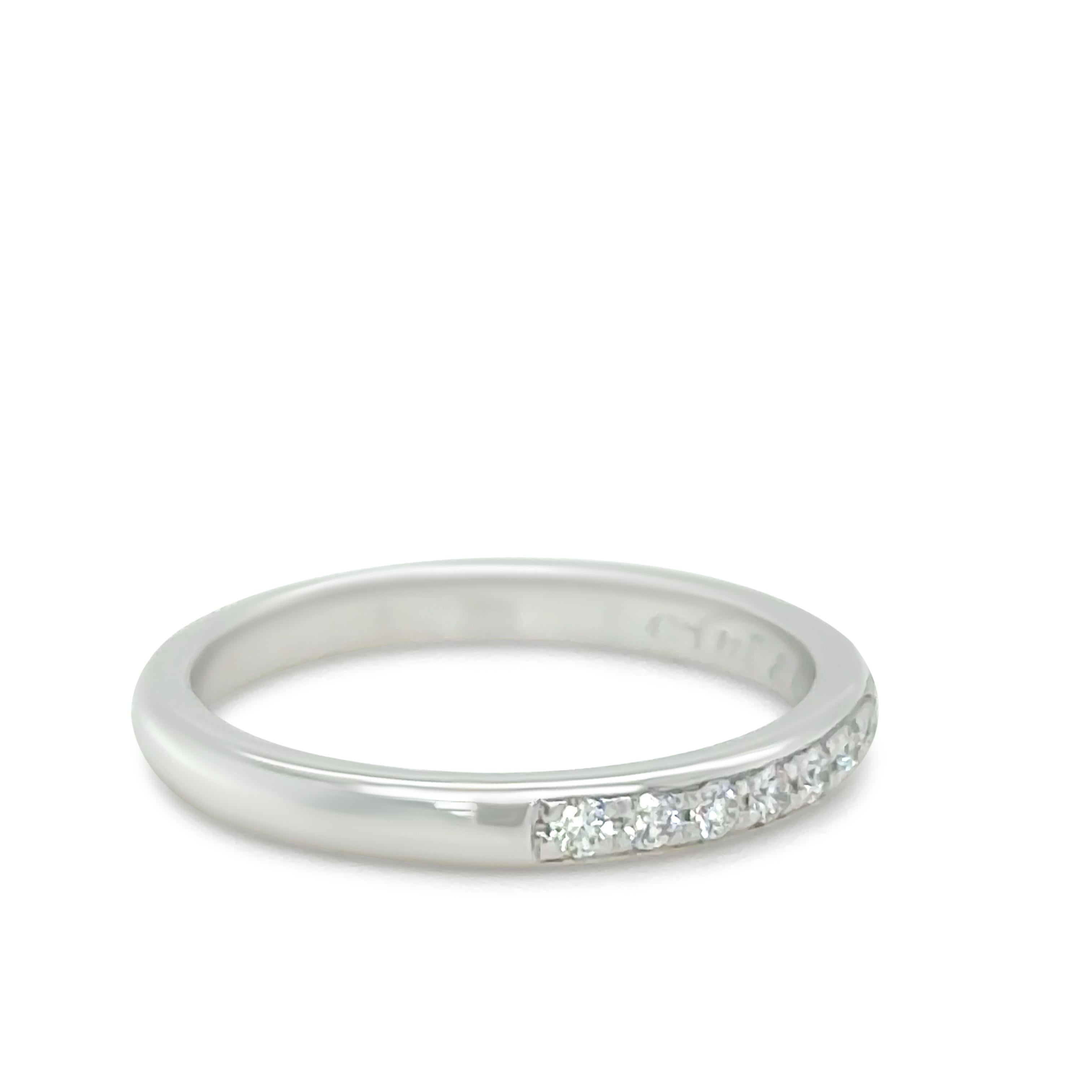 A sophisticated ladies’ ring crafted in 18ct white gold, featuring 15 pave-set round brilliant-cut diamonds with a total diamond weight of 0.28ct.

The diamonds are graded F in colour and VS in clarity, adding brilliance and elegance to the design.