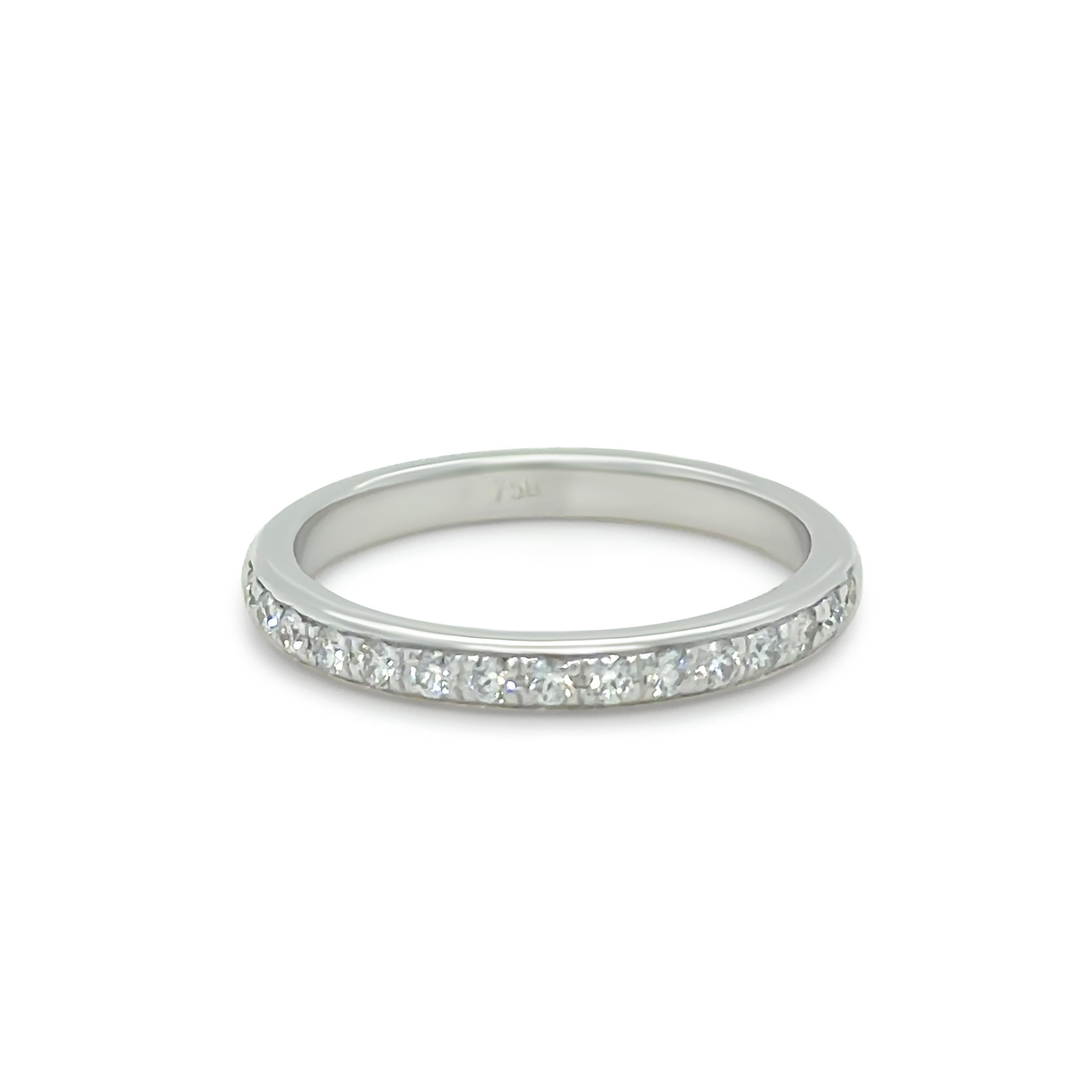 Women's Bespoke 18ct White Gold Pave Diamond Ring 0.28ct For Sale