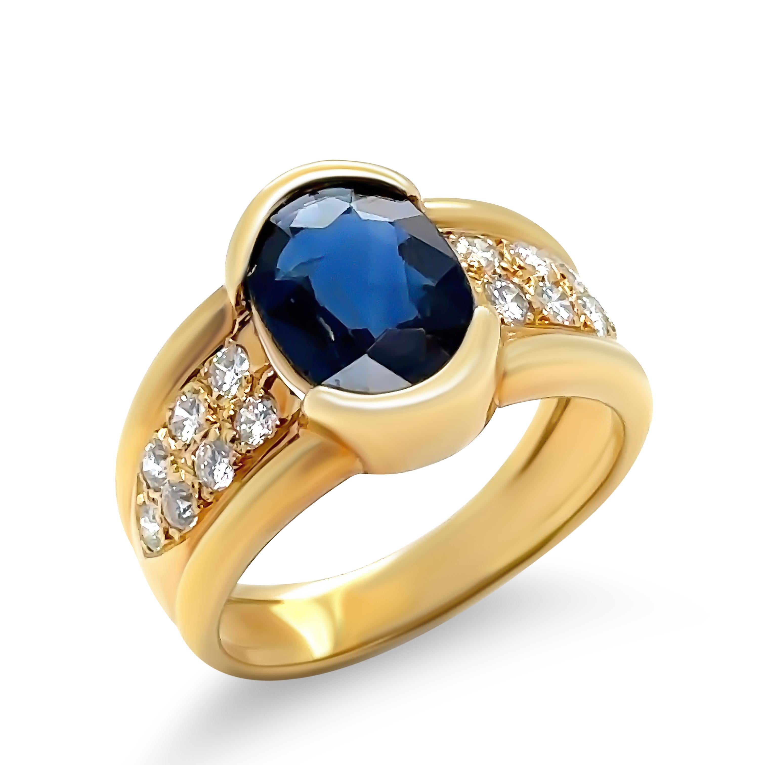 Bespoke 18ct Yellow Gold Sapphire & Diamond Ring 2.61ct For Sale 3