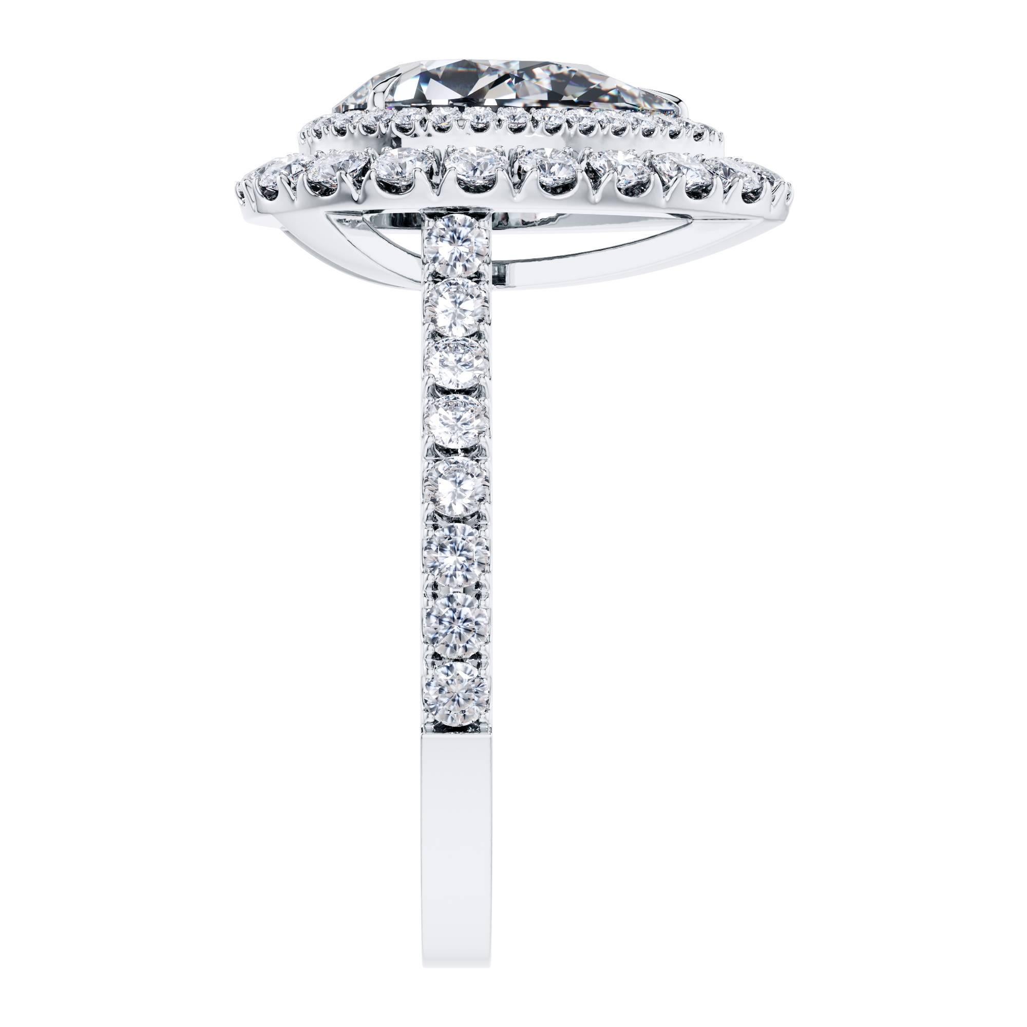 Verlobungsring aus Platin mit maßgefertigtem 2,90 Karat birnenförmigem D-Diamant mit doppeltem Halo (Tropfenschliff) im Angebot
