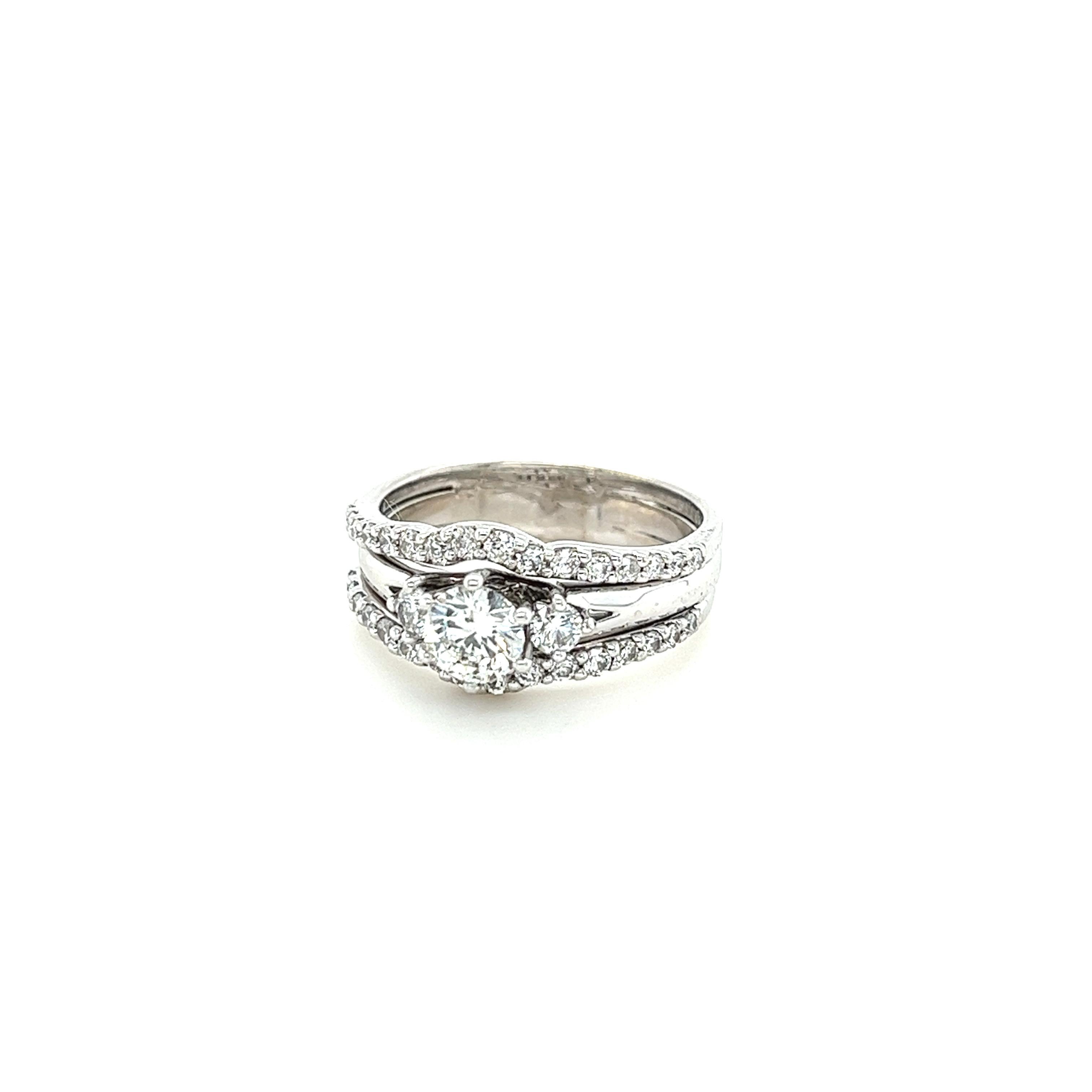 Brilliant Cut Bespoke 3 Piece Diamond Bridal Ring Set 0.99ct For Sale