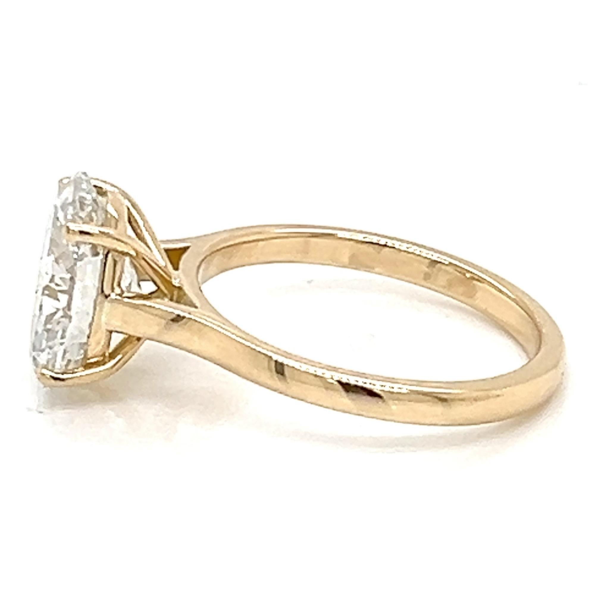 Anillo solitario de compromiso Hasbani Diamante pera de 3 quilates en oro de 18 quilates GIA F VVS a medida en venta 6