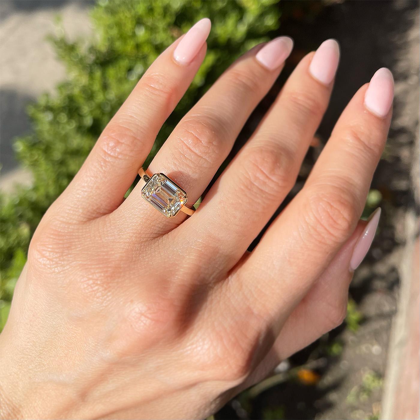 Women's Bespoke 4.04 Carat GIA Certified Emerald Cut Diamond Engagement Ring