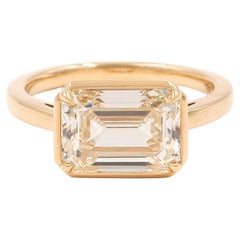 Bague de fiançailles sur mesure avec diamant taille émeraude certifié GIA de 4,04 carats