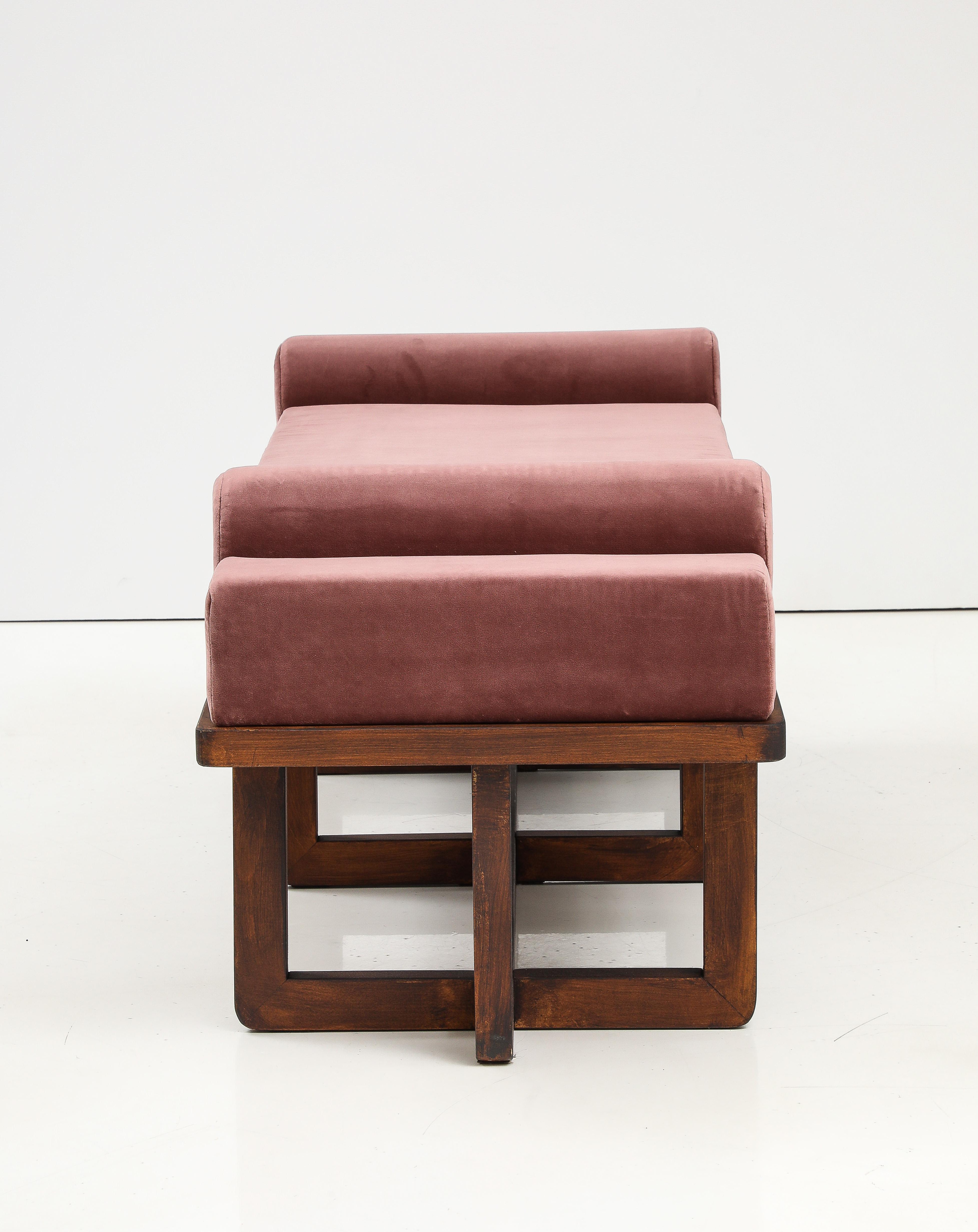 Bespoke Bench with Sculptural Bolsters and Walnut Frame in Rose Velvet, Italy For Sale 3