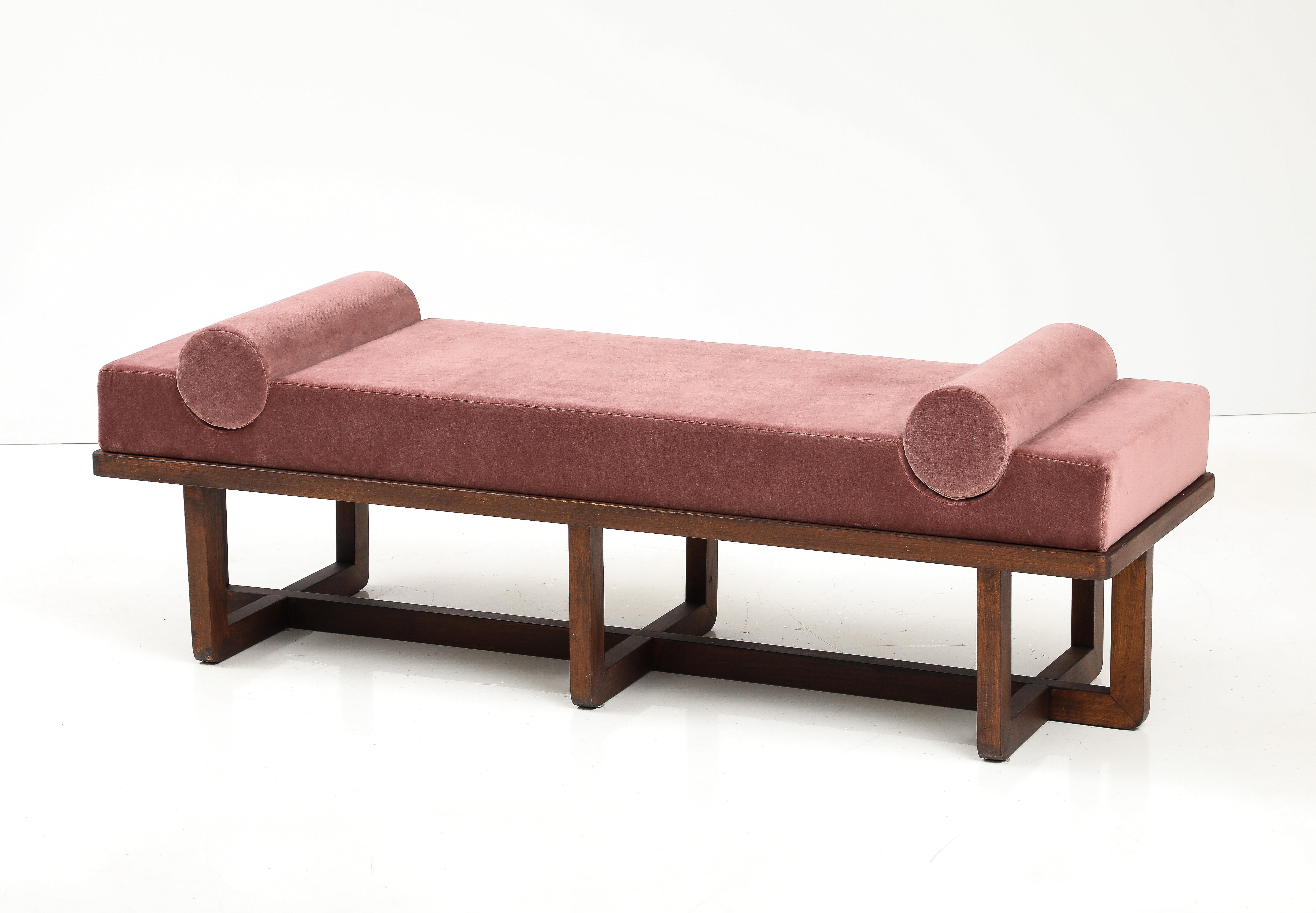 Italian Bespoke Bench with Sculptural Bolsters and Walnut Frame in Rose Velvet, Italy For Sale