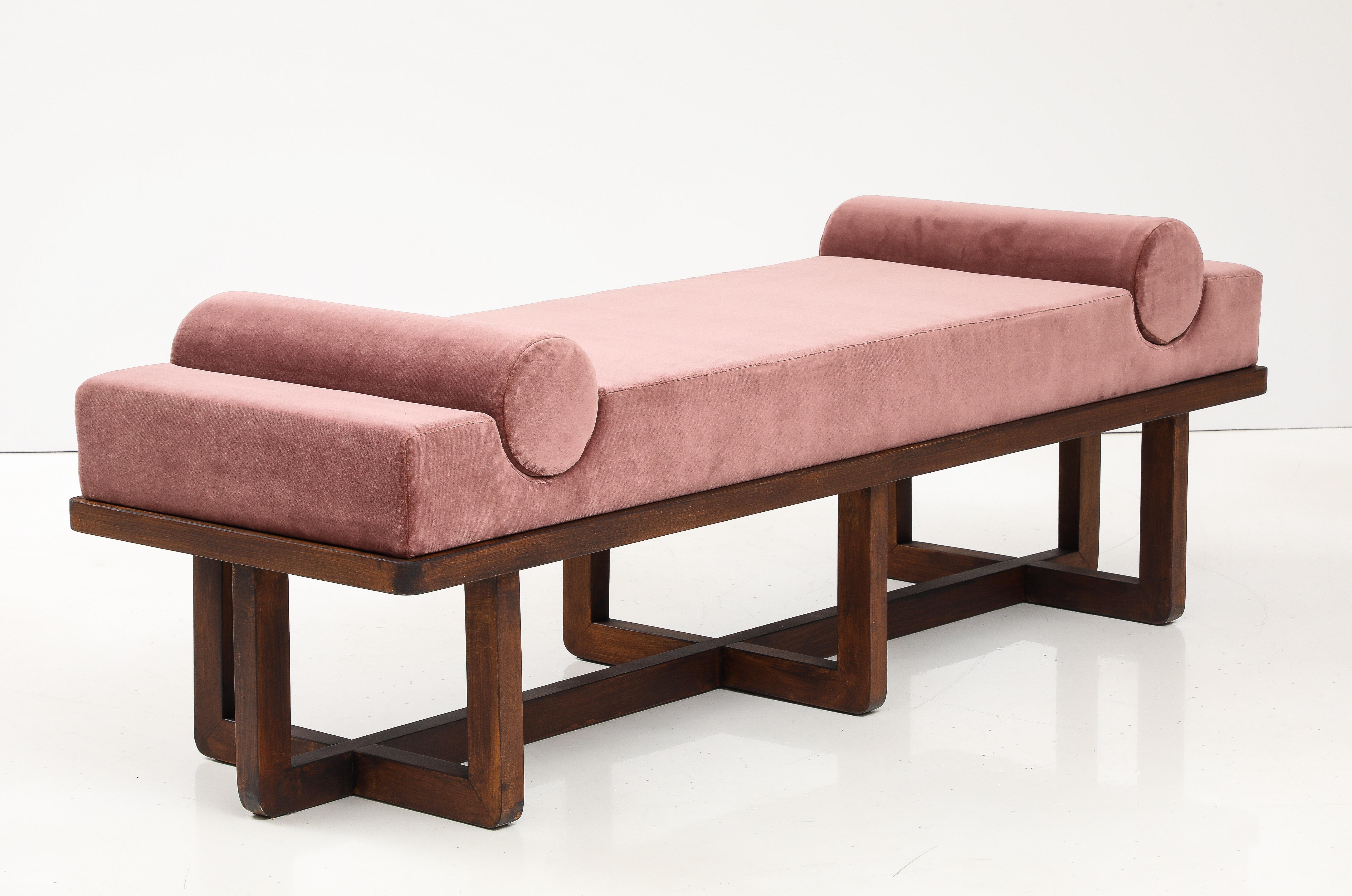 Bespoke Bench with Sculptural Bolsters and Walnut Frame in Rose Velvet, Italy In New Condition For Sale In New York, NY