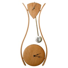 Reloj de madera curvada a medida de Randy Bader, Laguna Beach, CA