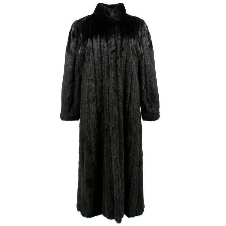 Bespoke Black Mink Fur Coat For Sale at 1stDibs