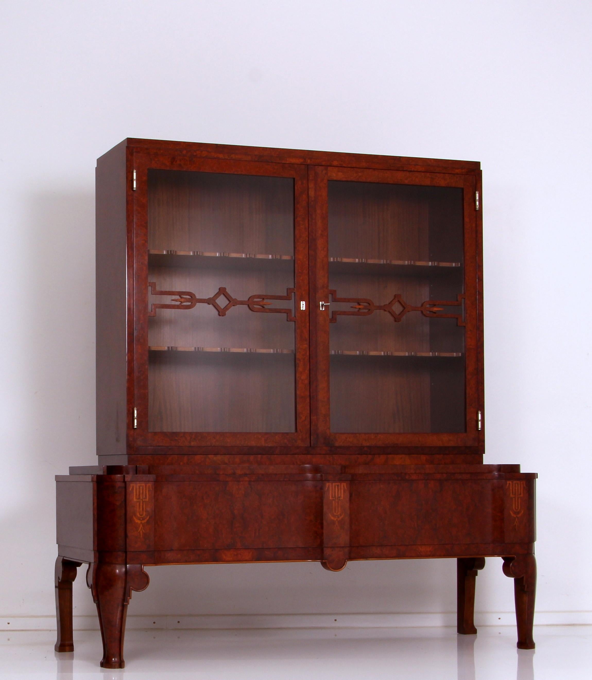 Bespoke Burl Wooden Art Nouveau Display Glass Cabinet H. Pössenbacher Est. 1784 For Sale 7