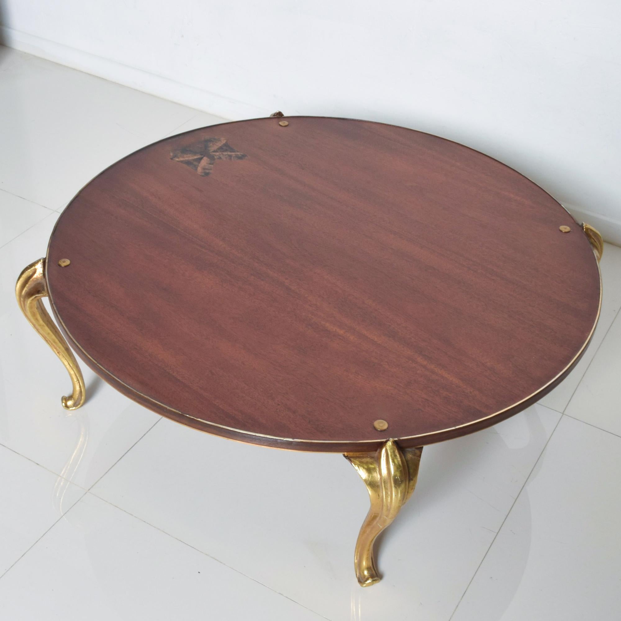 round coffee table with gold legs