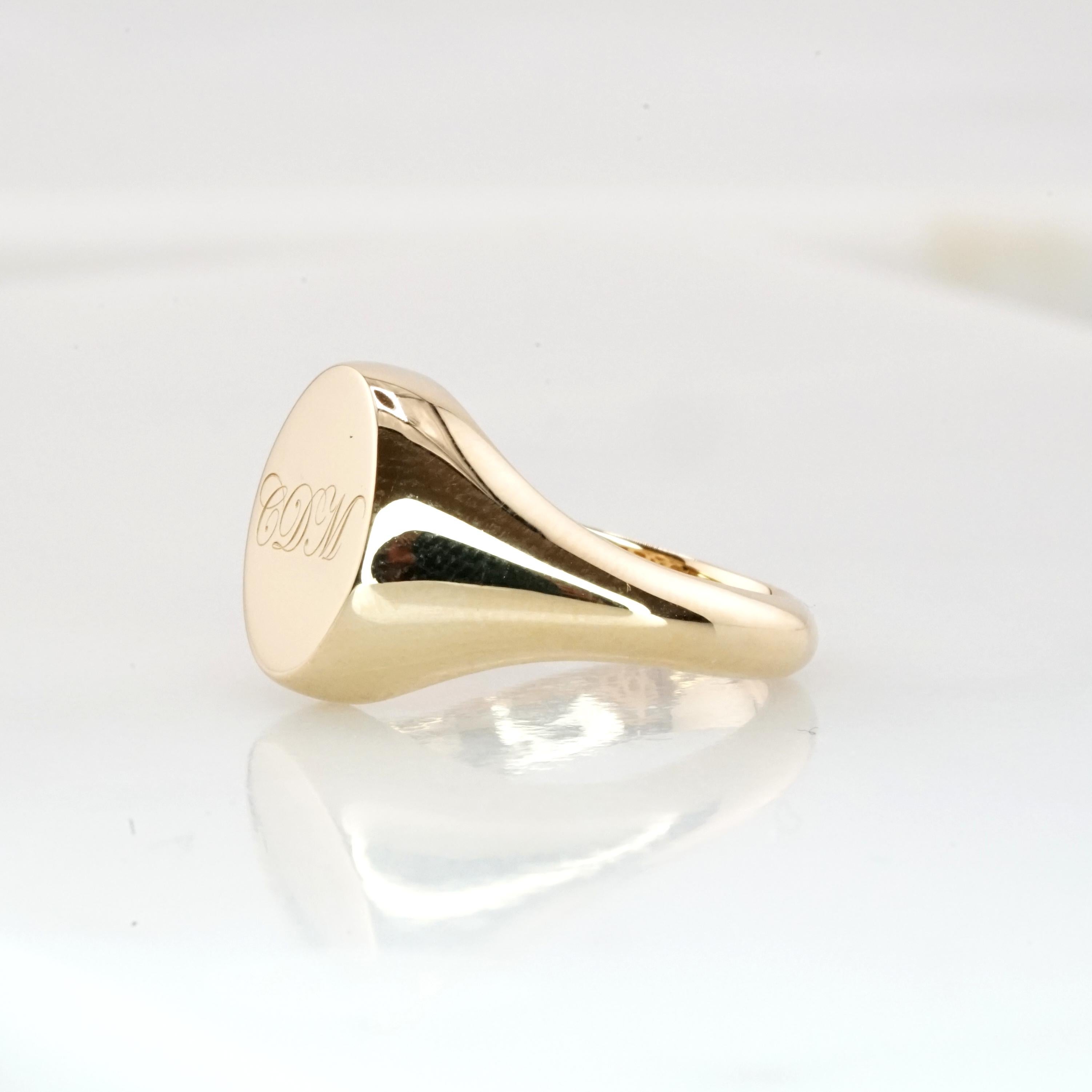 Bespoke Chevalier 18K Yellow Gold Ring In New Condition For Sale In Rome, IT