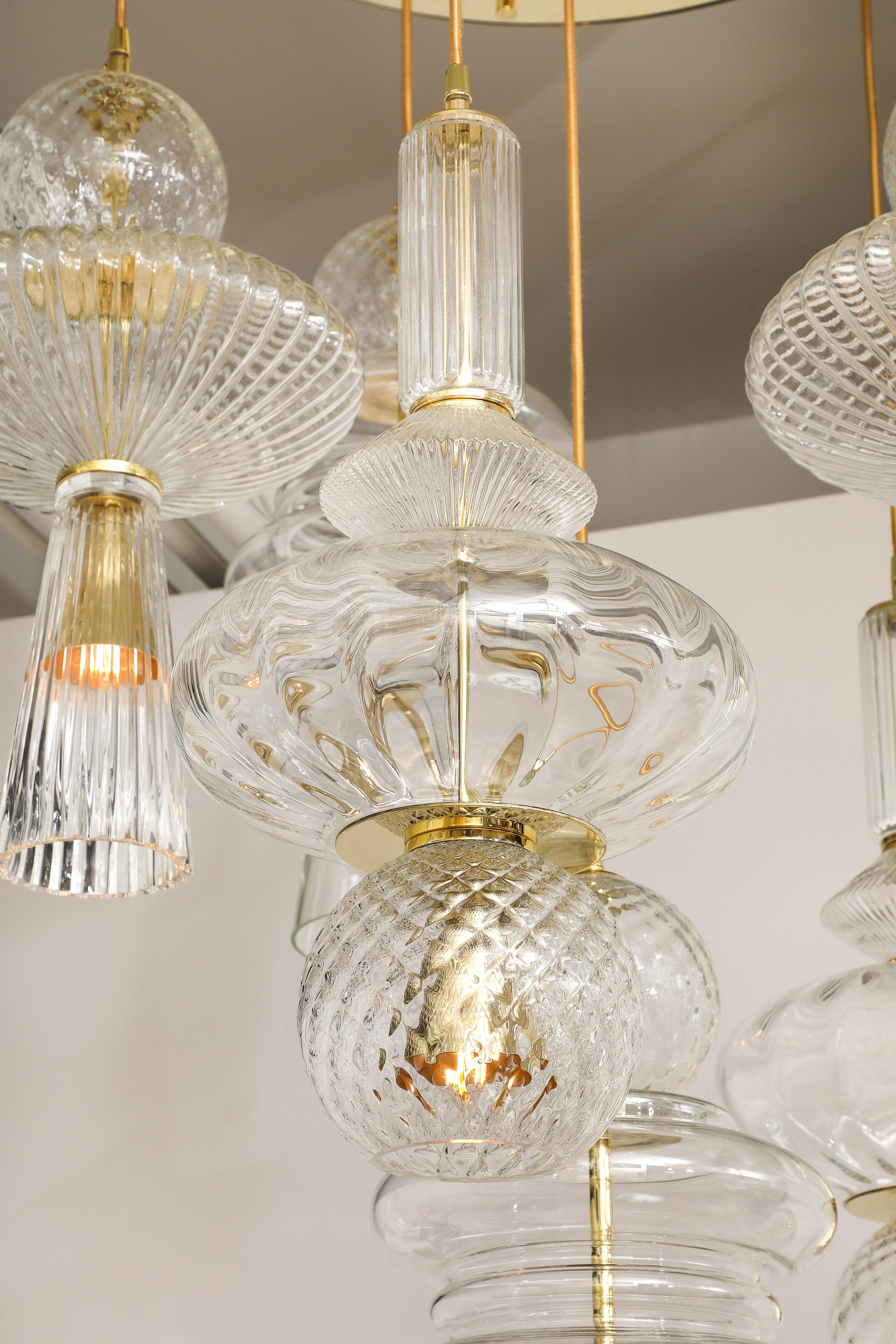 Bespoke Clear Murano Glass Pendants with Brass Suspension Chandelier, Italy For Sale 10