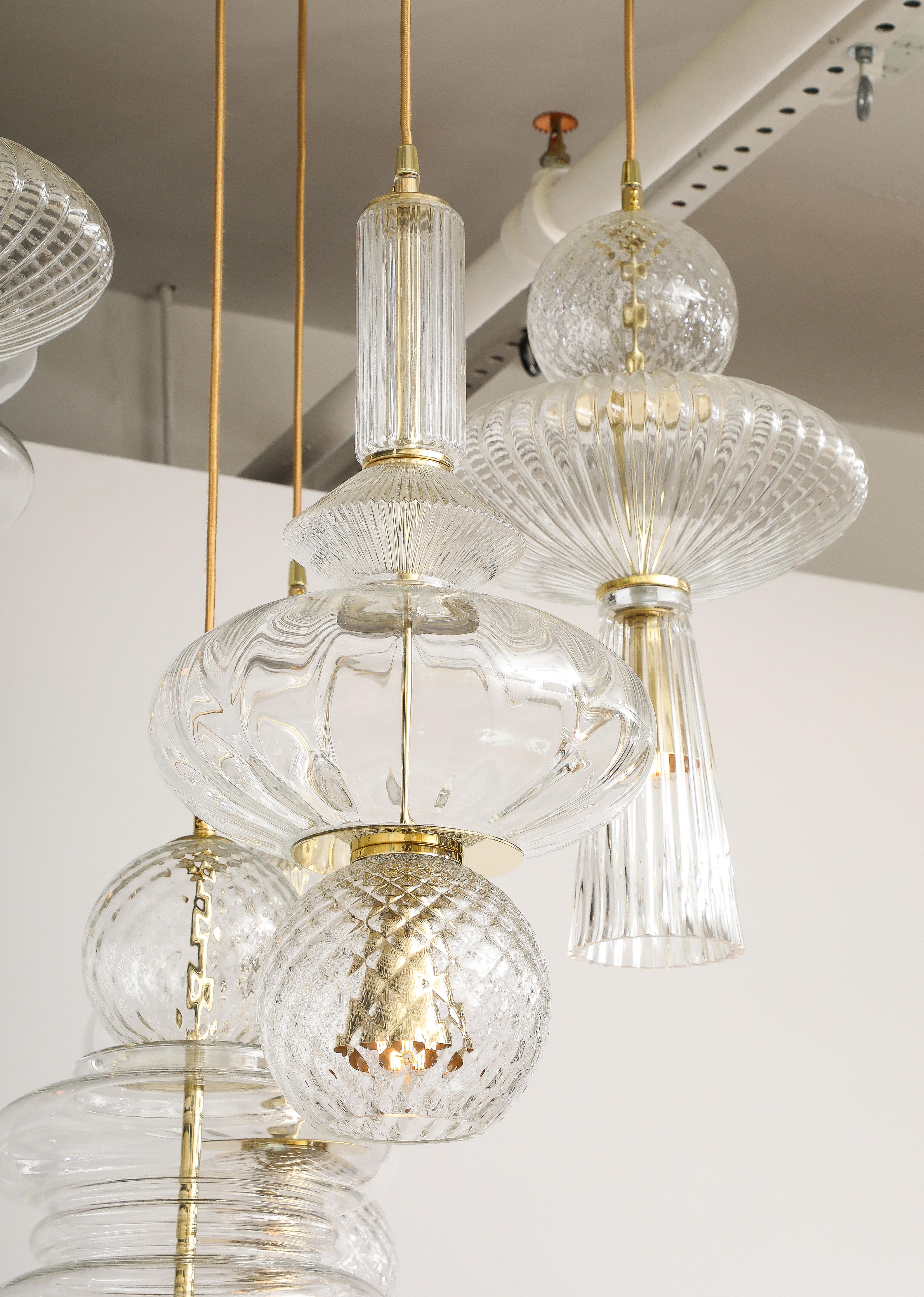 Bespoke Clear Murano Glass Pendants with Brass Suspension Chandelier, Italy For Sale 12