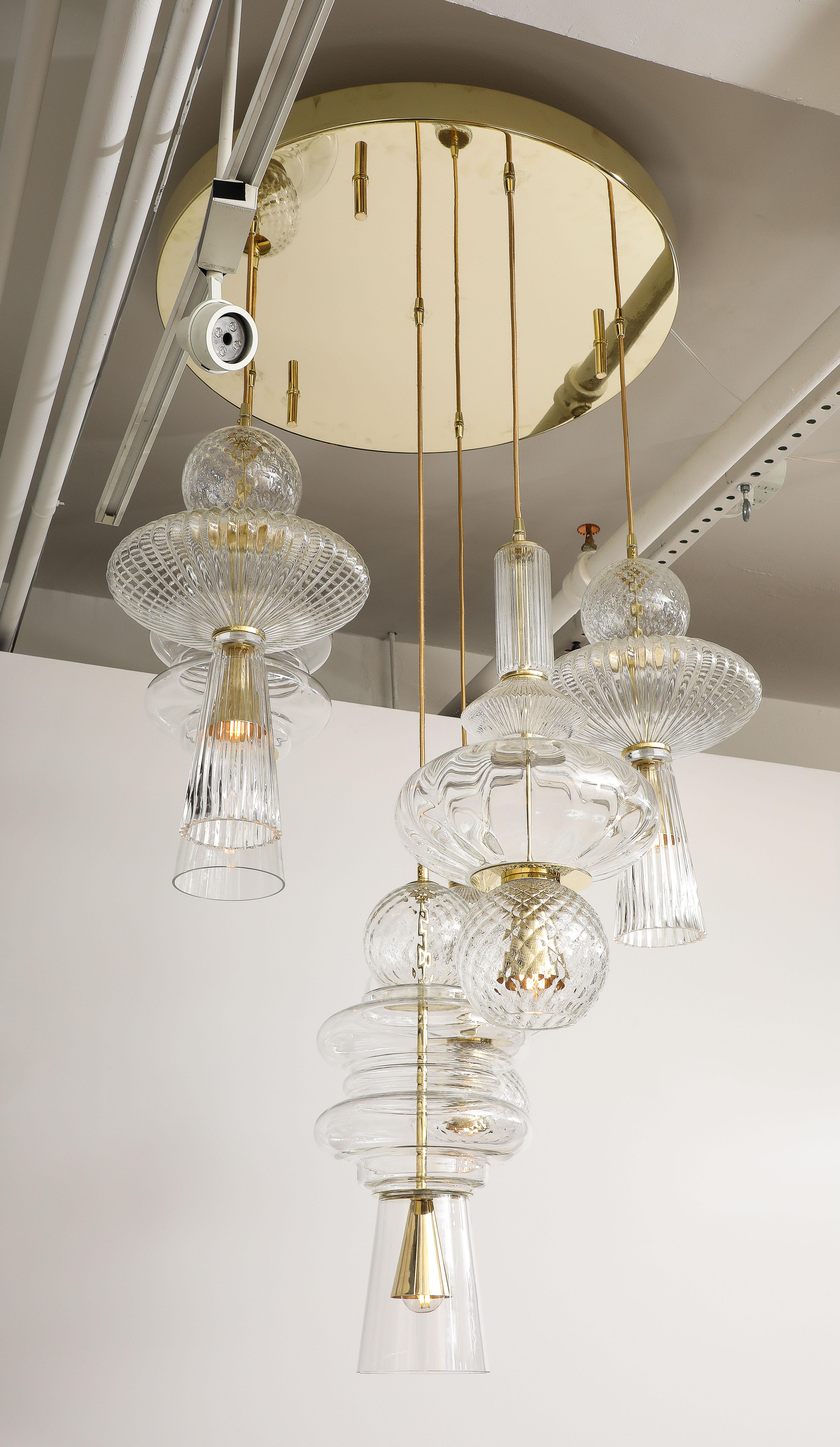Bespoke Clear Murano Glass Pendants with Brass Suspension Chandelier, Italy For Sale 13