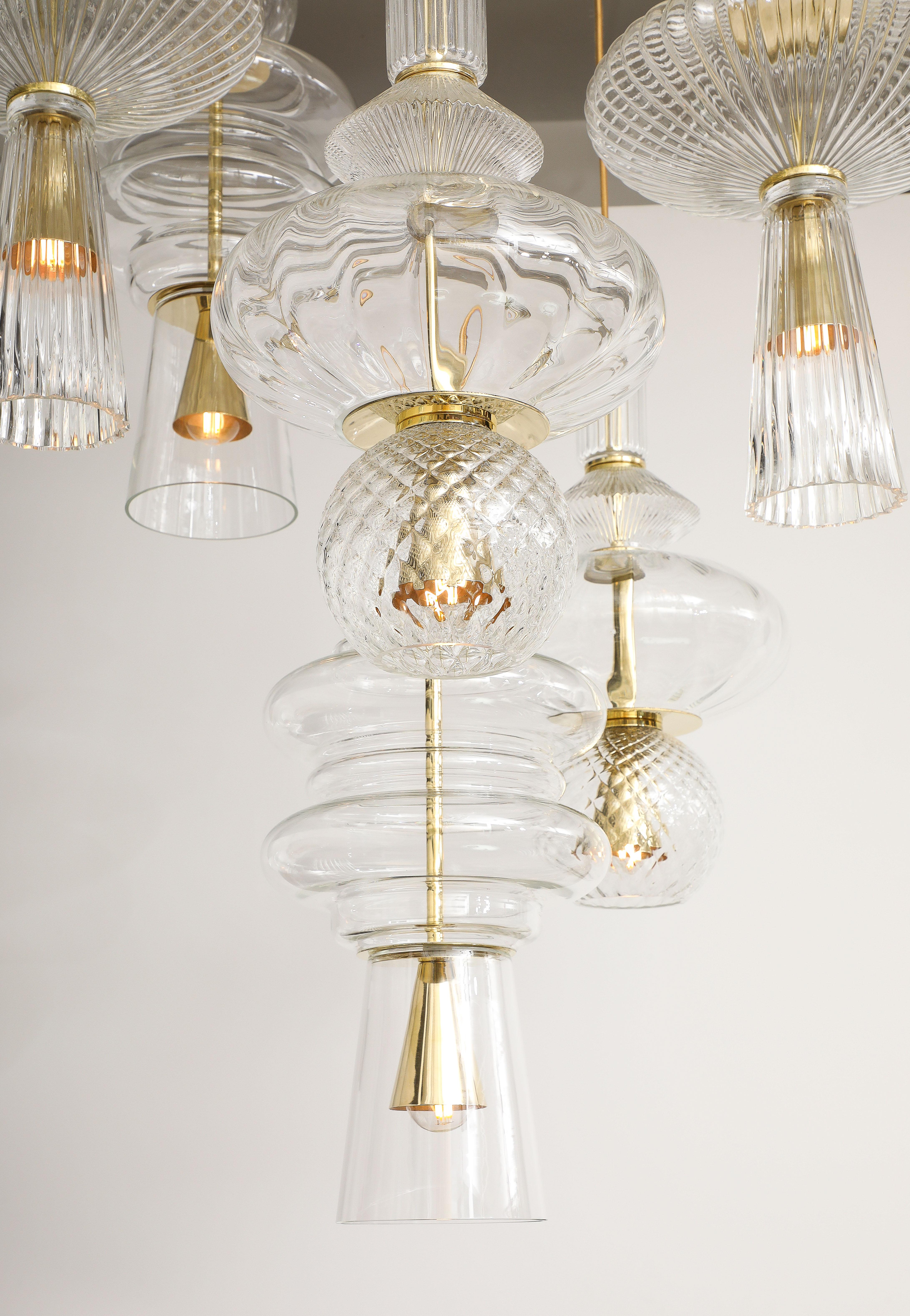 Bespoke Clear Murano Glass Pendants with Brass Suspension Chandelier, Italy For Sale 2