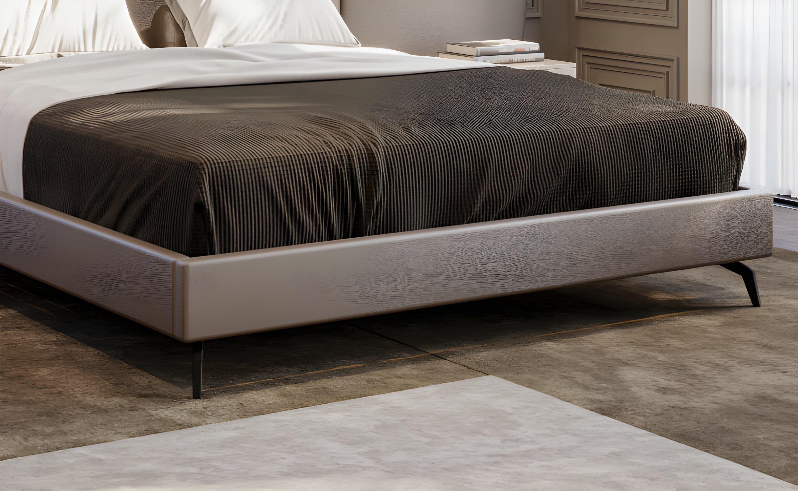 Lit King Size contemporain sur mesure avec tête de lit incurvée - cuir taupe Neuf - En vente à NEW YORK, NY