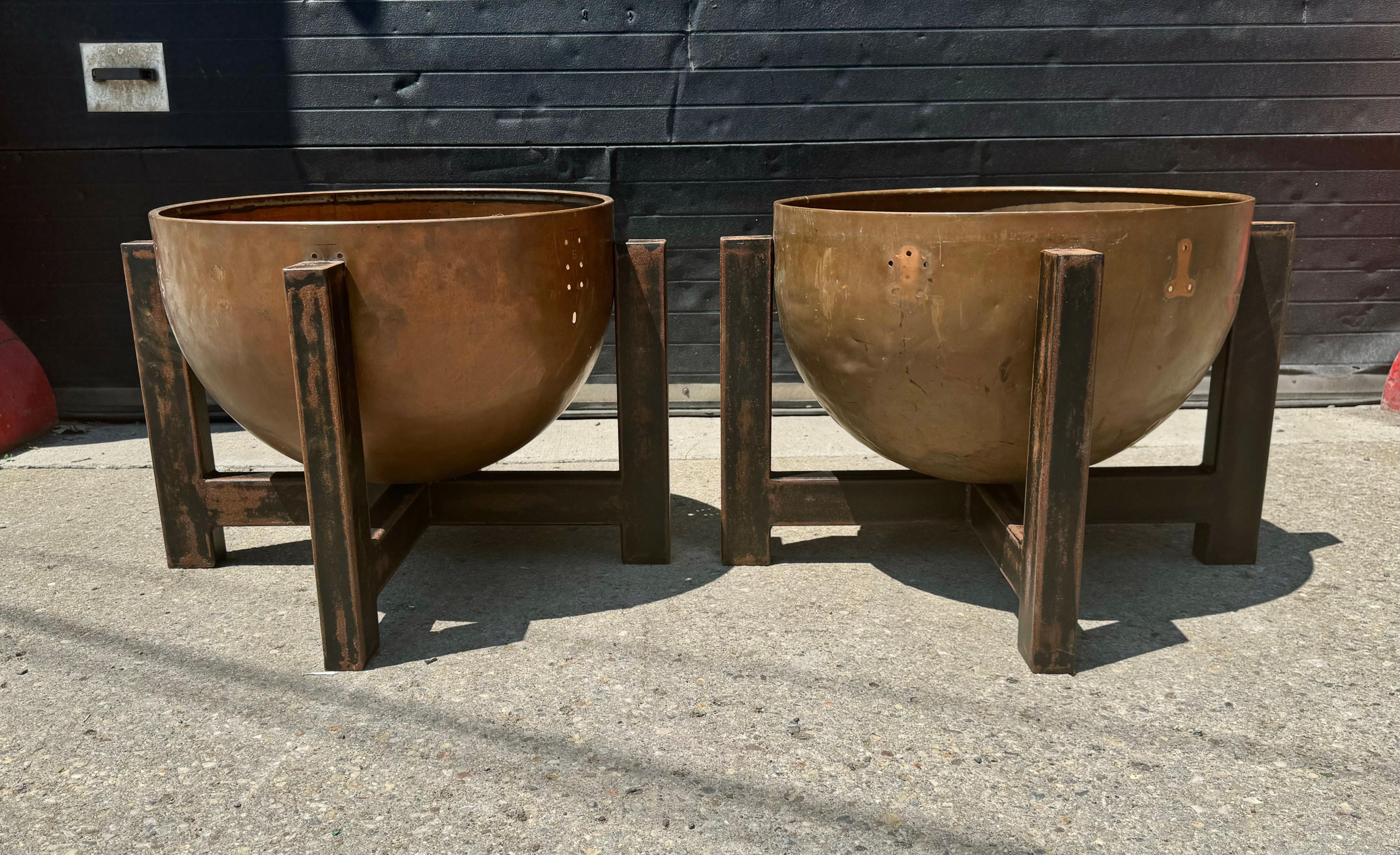 Bespoke Copper and Steel Arts and Crafts style Planters/ jardiniere / fire pit For Sale 2