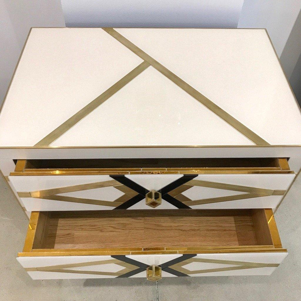 Bespoke Cosulich Creation Gold Brass Black & White Side Tables/Nightstands, Pair In New Condition For Sale In New York, NY