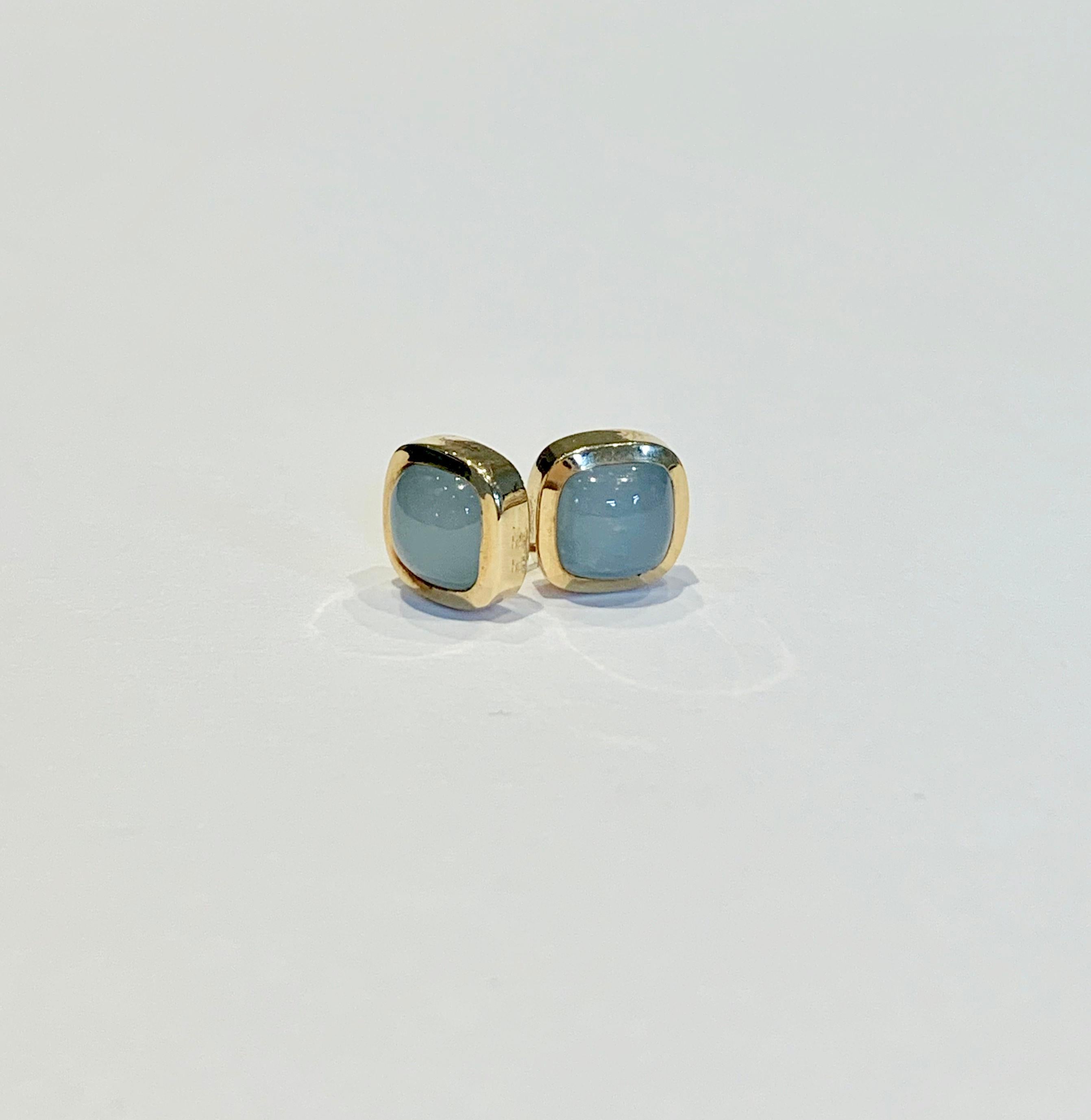 Bespoke Cushion Cut Cabochon Aquamarine Bezel Earrings in 18 Carat Yellow Gold In New Condition For Sale In Chislehurst, Kent