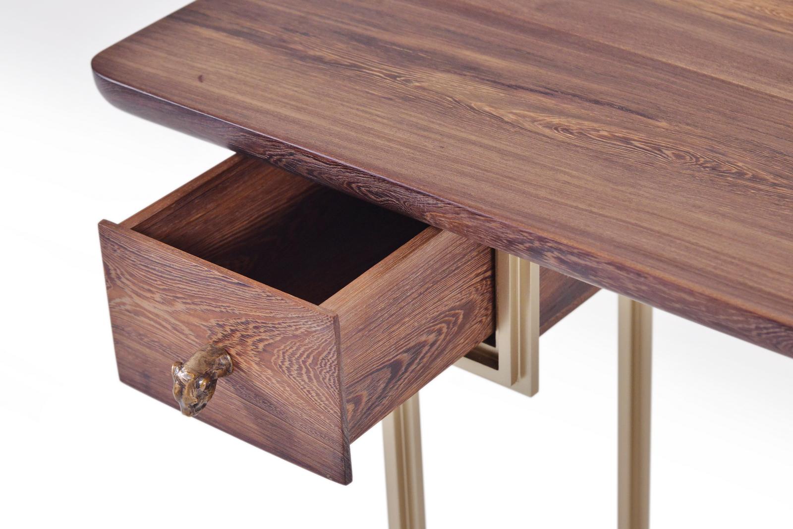 Bespoke Desk, Reclaimed Wood, Extruded Hand Weld Brass Frame, by P. Tendercool For Sale 1