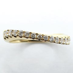 Bespoke Diamond Curved Contour Sculpted Wedding Band in 14K/18K Yellow Gold