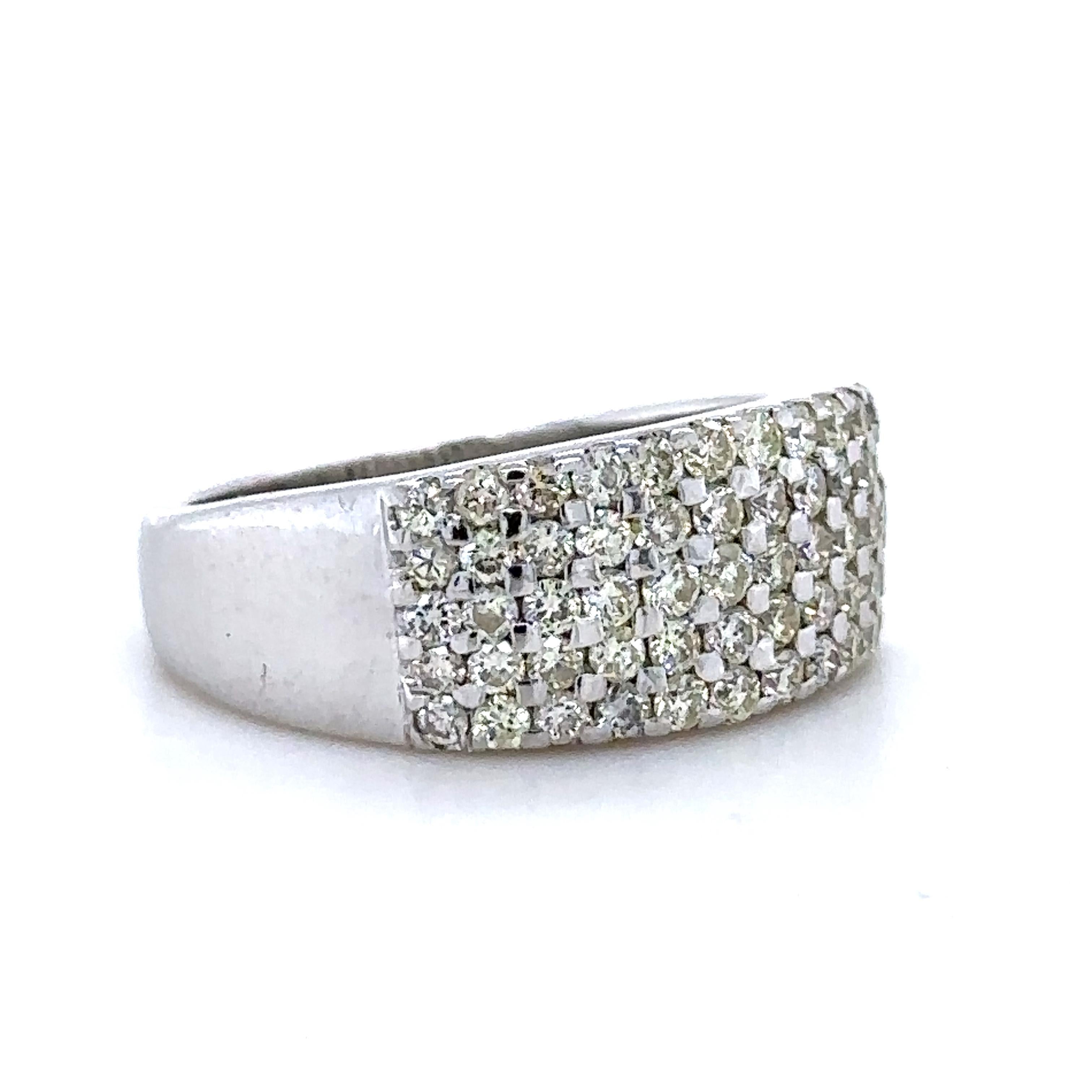 Brilliant Cut Bespoke Diamond Dress Ring 1.00ct For Sale