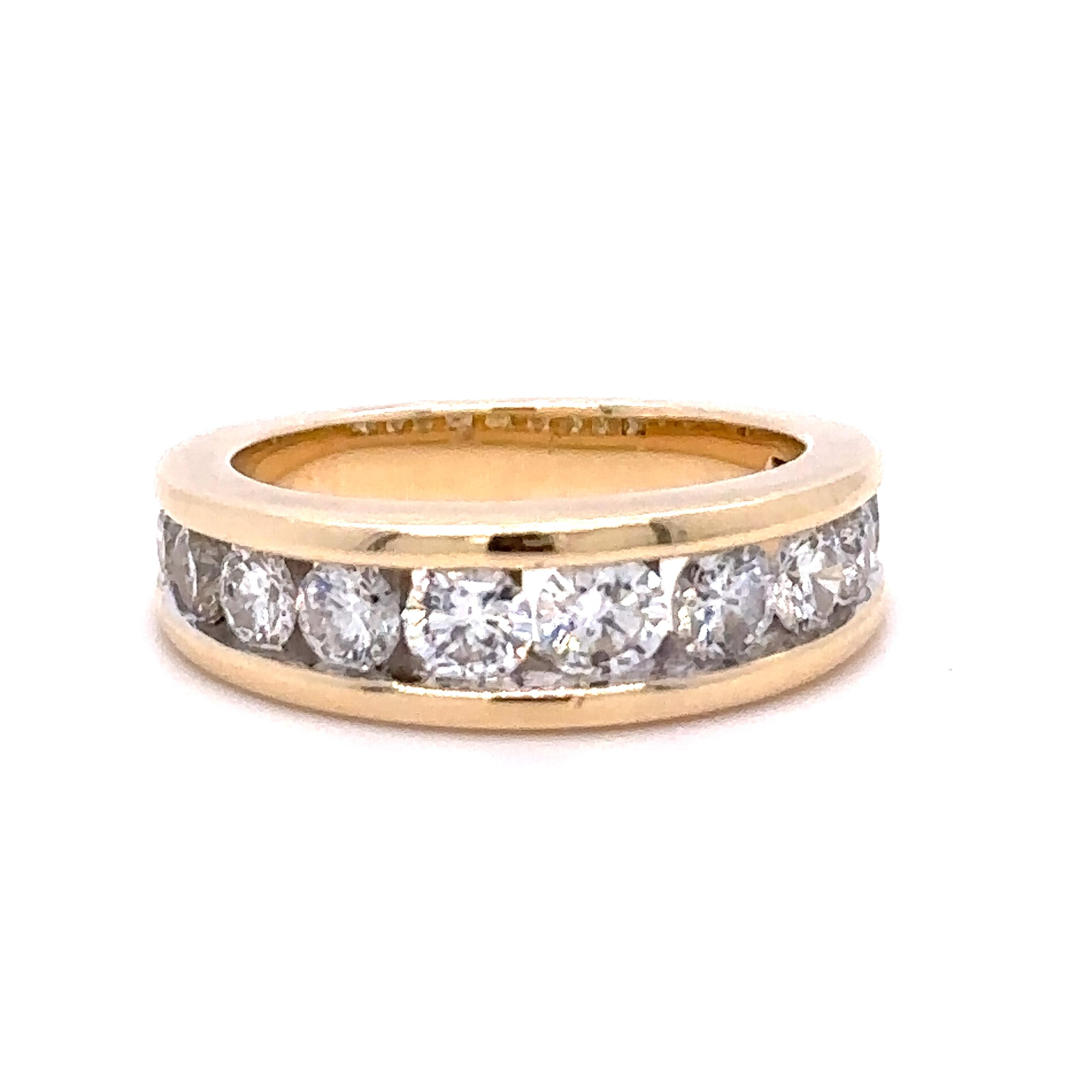 A diamond Ring, made of 14ct Yellow Gold, and weighing 5.12 gm. Stamped: 585.

Set with 11 round, brilliant cut Diamonds, colour G and clarity SI-I. with a total weight of 1.30ct.
Metal: 14ct Yellow Gold
Carat: 1.30ct
Colour: G
Clarity: SI-I
Cut: