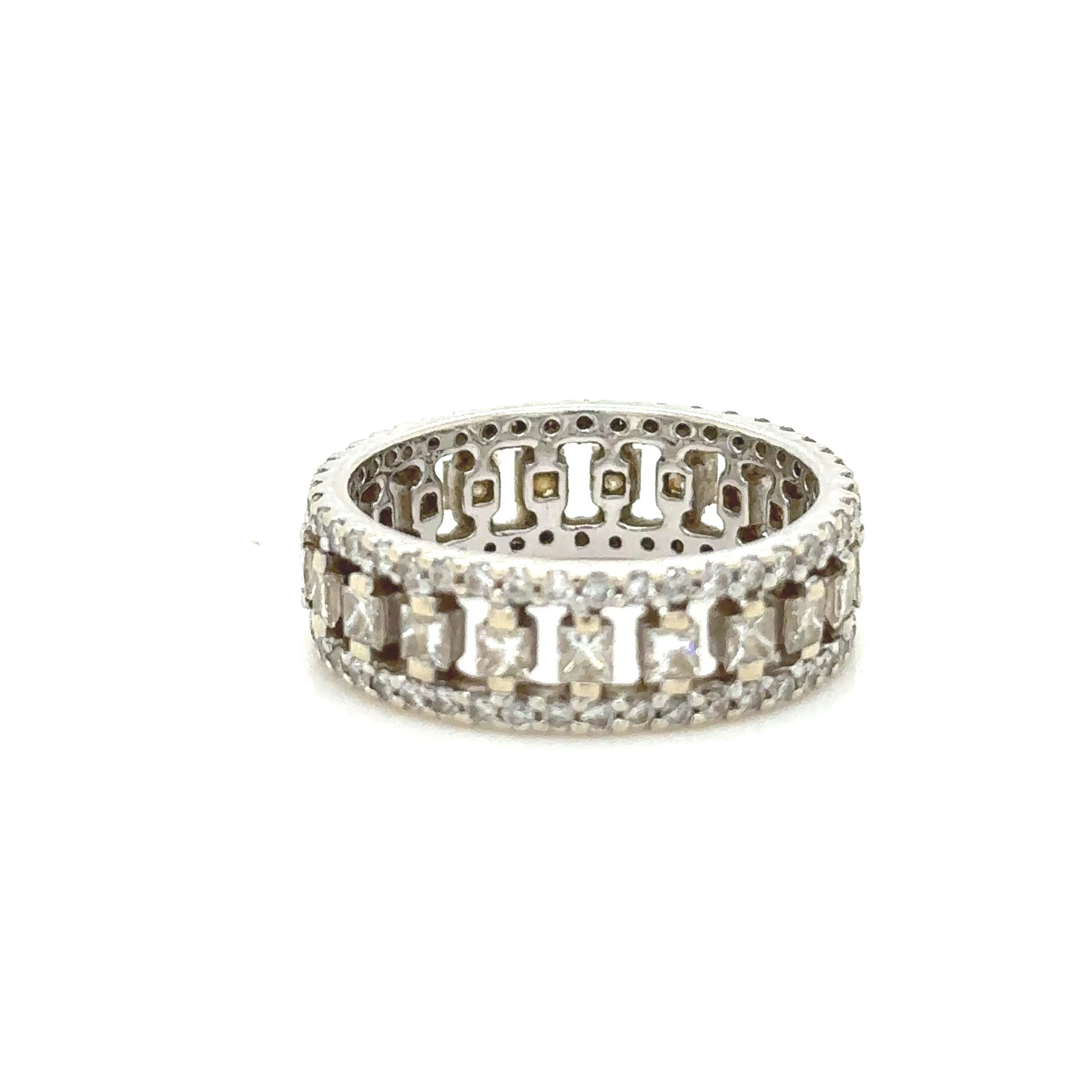 Bespoke Diamond Eternity Ring 2.00 Carat In Excellent Condition For Sale In SYDNEY, NSW