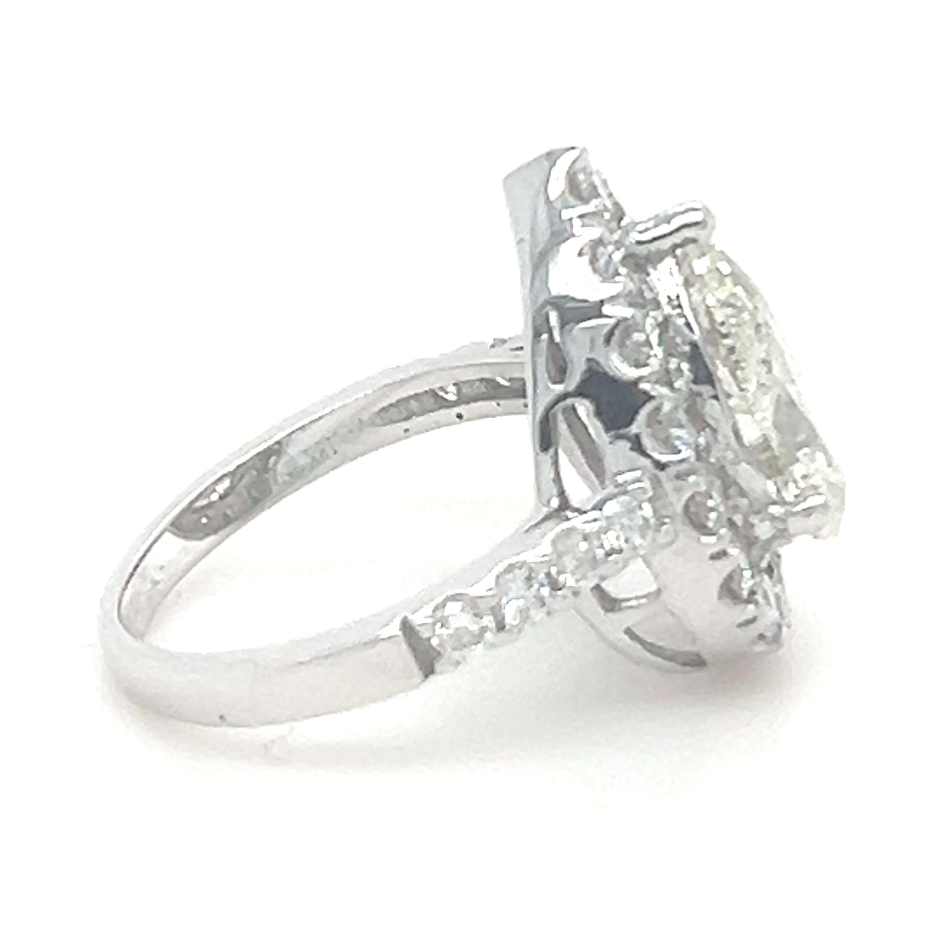 Bespoke Diamond Pear Cluster Ring 2.98ct In Excellent Condition For Sale In SYDNEY, NSW