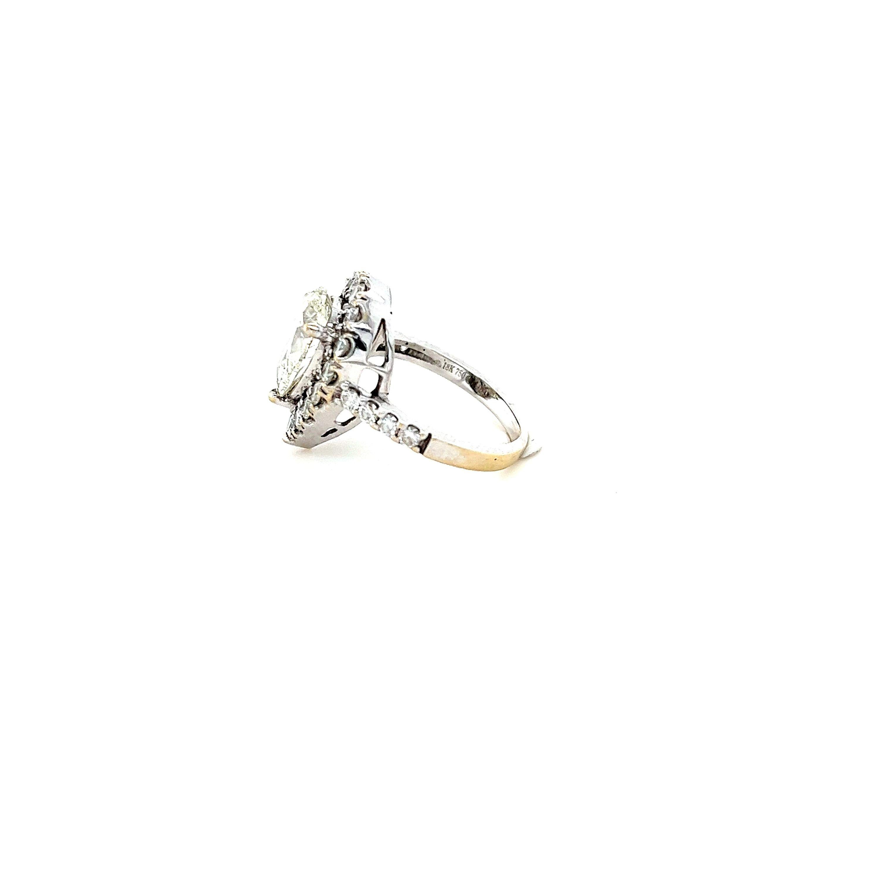 Bespoke Diamond Pear Cluster Ring 2.98ct For Sale 1