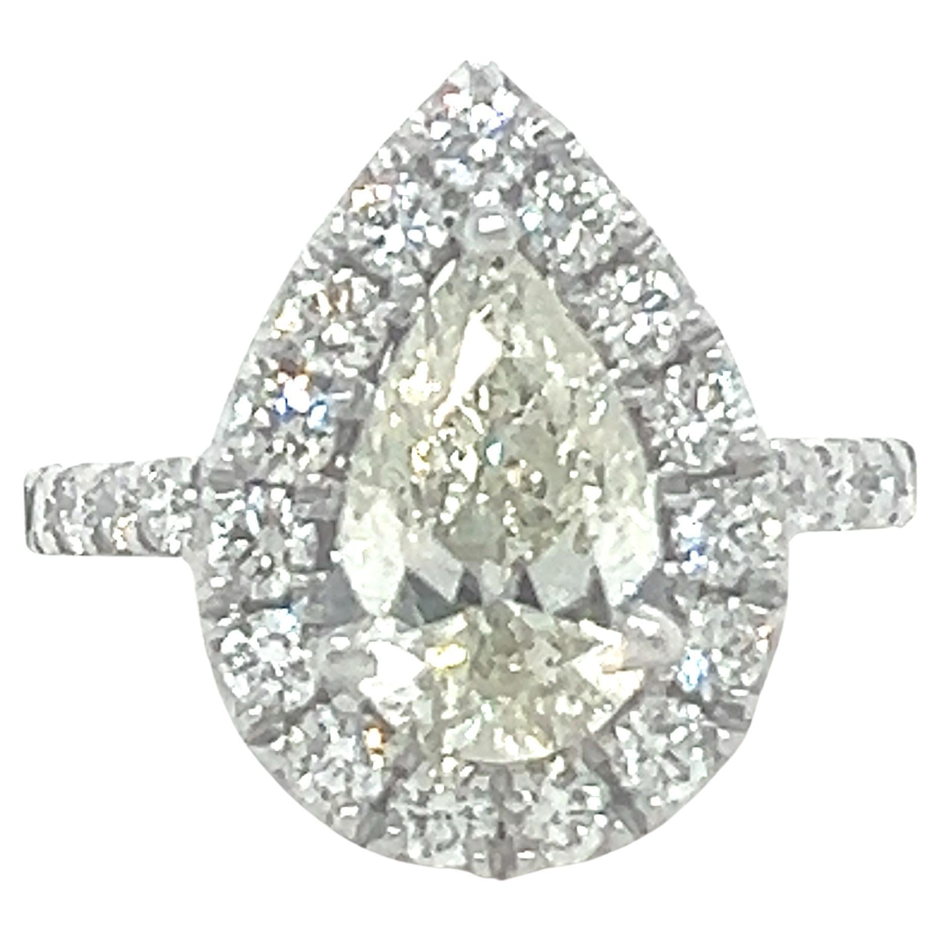 Bespoke Diamond Pear Cluster Ring 2.98ct For Sale