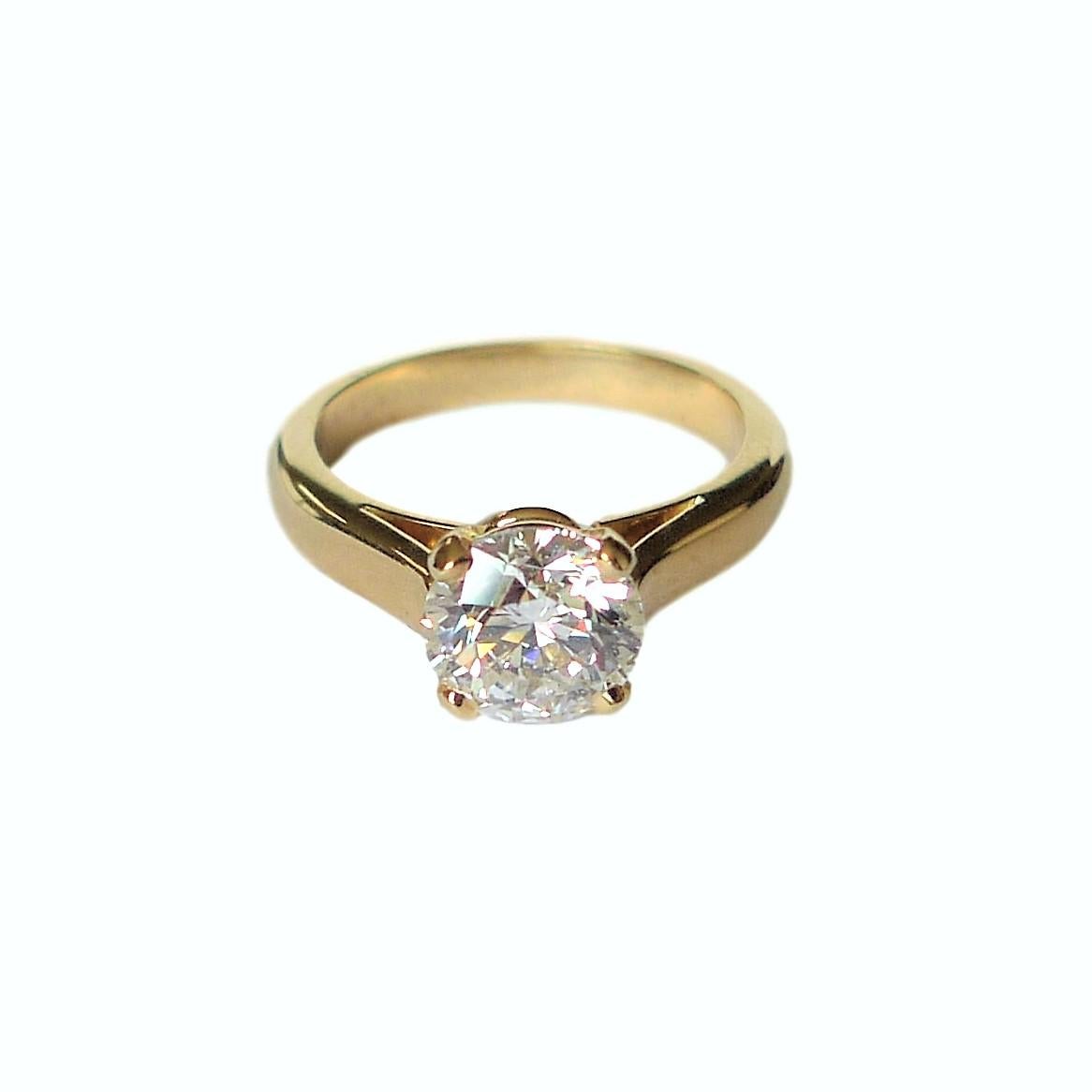 Bespoke Diamond Ring with Diamond in the Sky Flight for Unforgettable Proposal For Sale 6