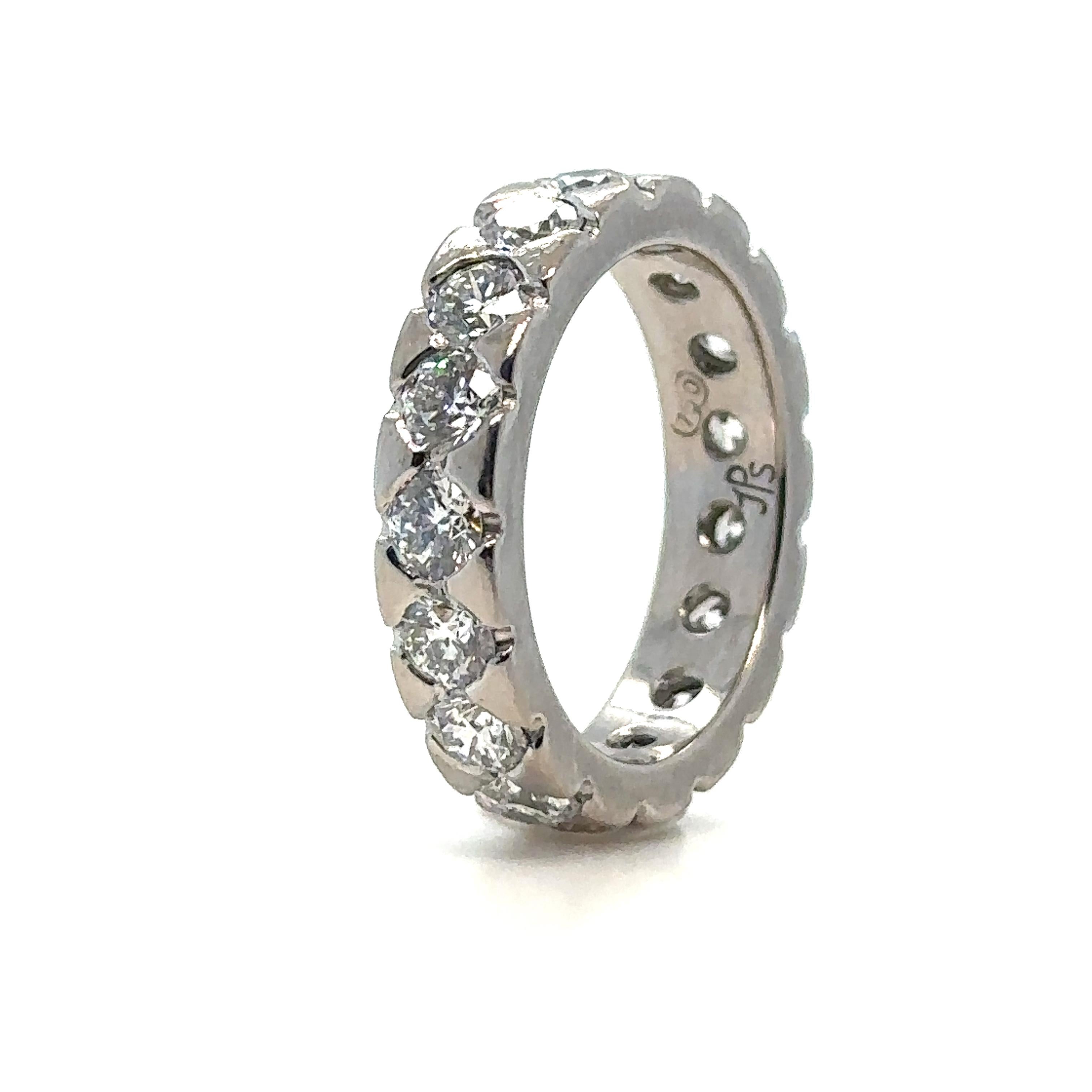 Bespoke Diamond Wedding Ring 3.40ct In Excellent Condition For Sale In SYDNEY, NSW