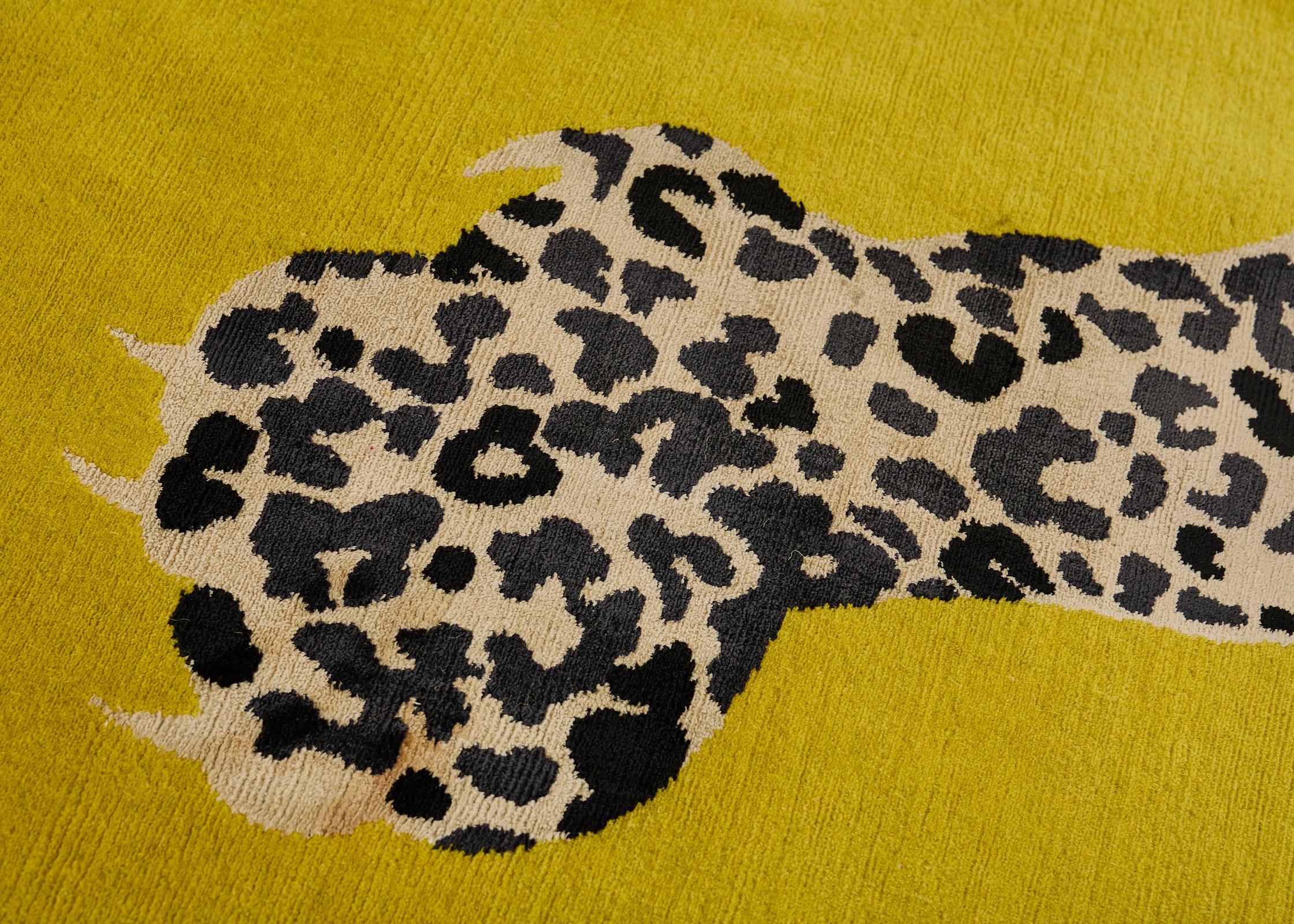 Diane Von Furstenberg Double Climbing Leopard-Teppich 13'W x 13'L im Zustand „Gut“ im Angebot in Rio Vista, CA