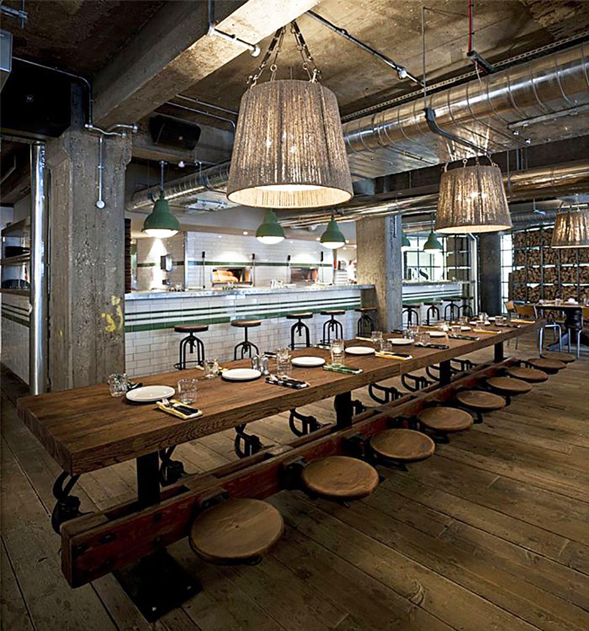 Table de salle à manger sur mesure avec sièges intégrés - Salle à manger de cuisine, salle à manger, fer et bois  en vente 7