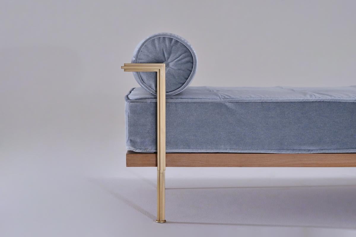 Mid-Century Modern Bespoke Double Daybed in Bleached Hardwood and Brass Frame, P.Tendercool (Indoor) For Sale