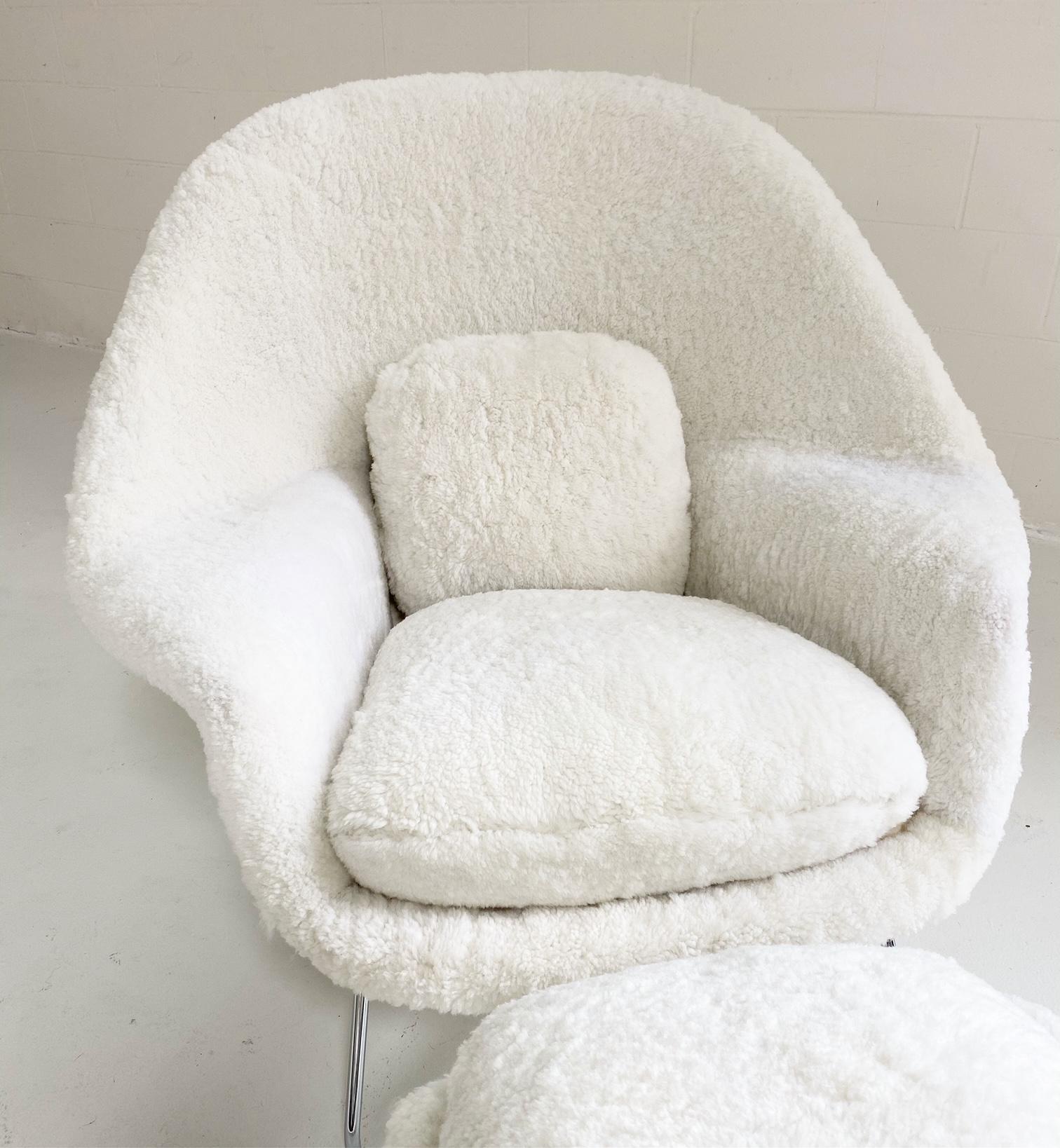 Forsyth Bespoke Eero Saarinen Womb Chair and Ottoman in Australian Sheepskin For Sale 10