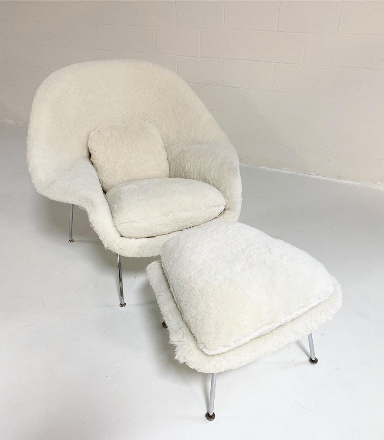 Mid-Century Modern Forsyth Bespoke Eero Saarinen Womb Chair and Ottoman in Australian Sheepskin For Sale